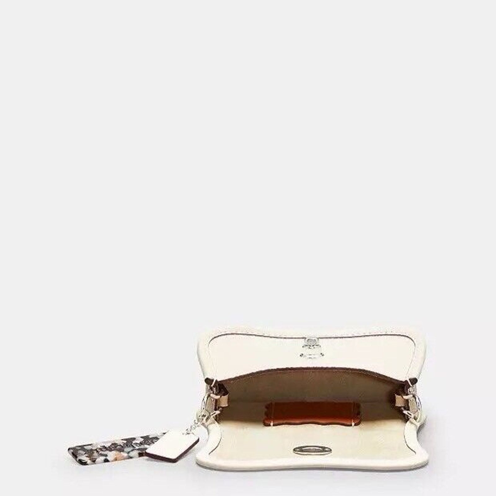 Coach NWT Coach Mini Wavy Dinky Bag Coachtopia White CQ852 Size ONE SIZE - 12 Thumbnail