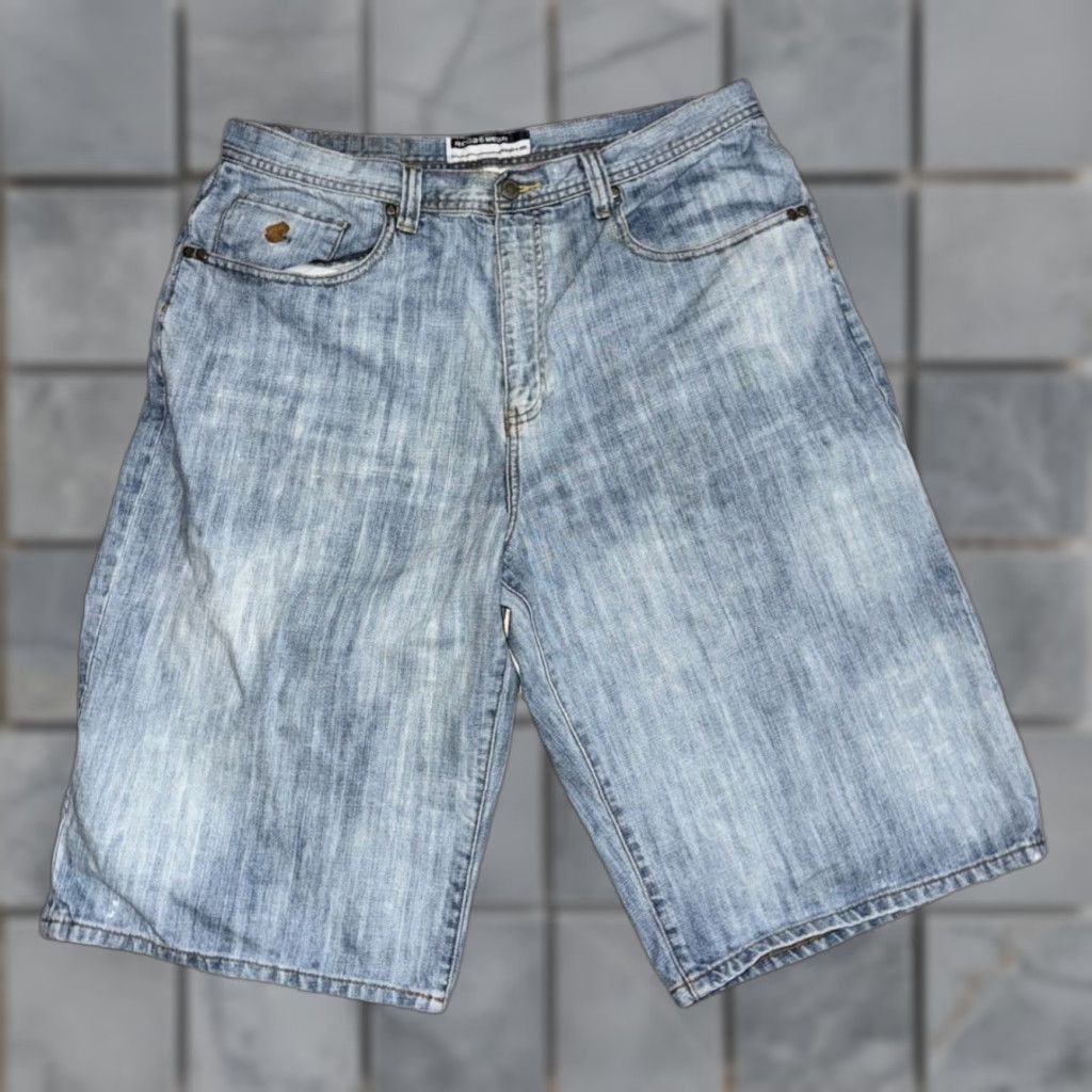 Rocawear VINTAGE Rocawear Baggy Denim Shorts Y2K Hip Hop Jean Shorts 35 Men Blue 90s Grunge Jorts Size US 35 - 1 Thumbnail
