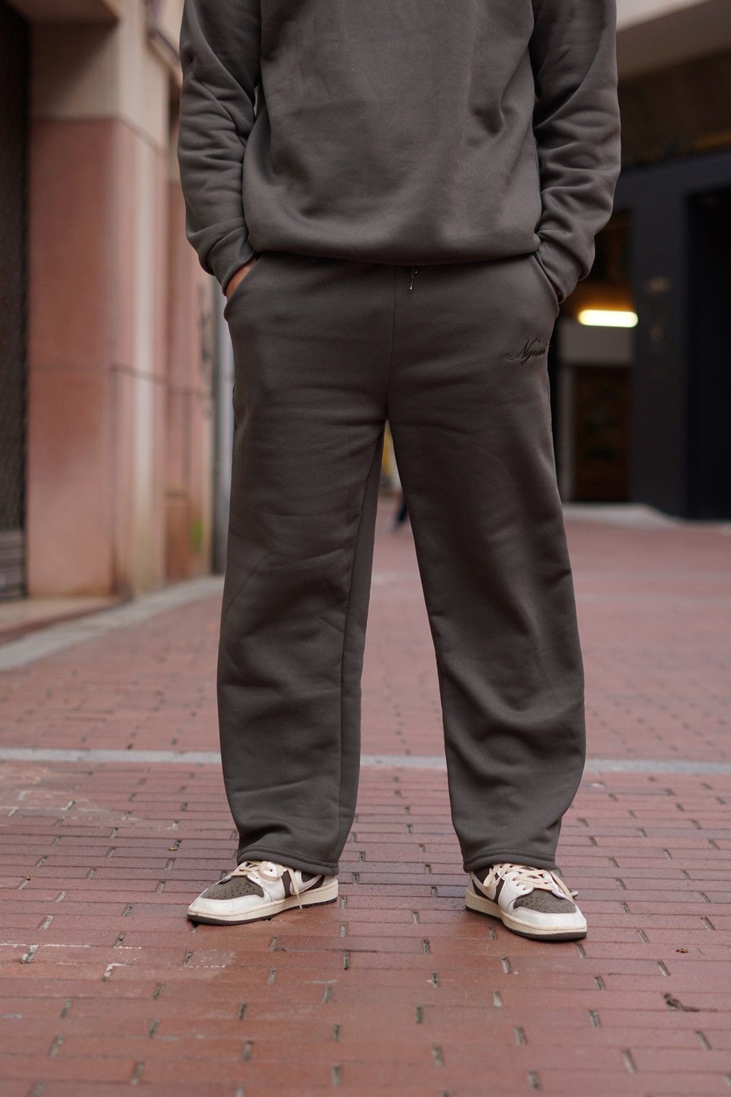 Designer Nguiri army green tracksuit limited edition Size US L / EU 52-54 / 3 - 3 Thumbnail