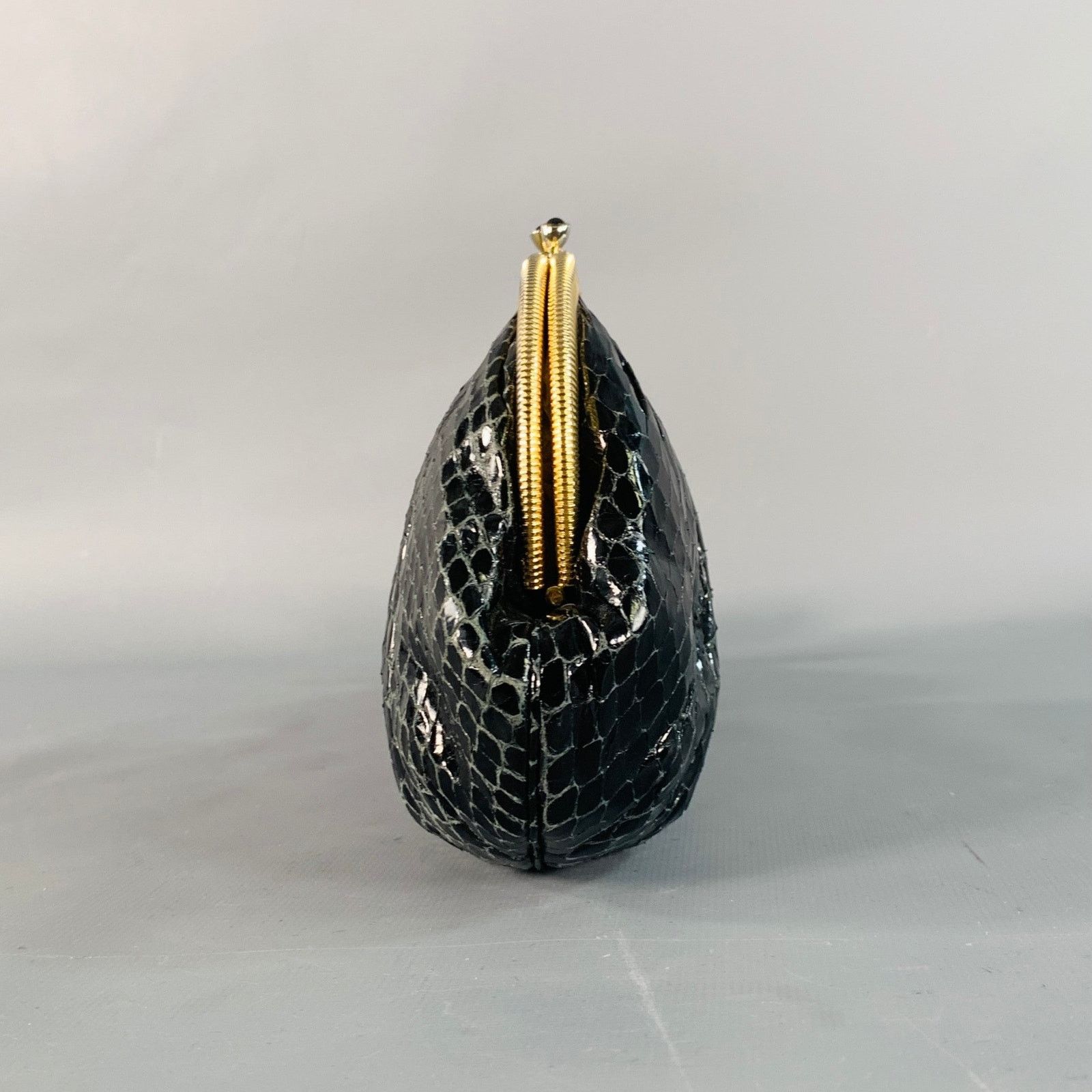Judith Leiber Vintage Black Gold Tone Snakeskin Leather Kiss Lock Evening Size ONE SIZE - 4 Thumbnail