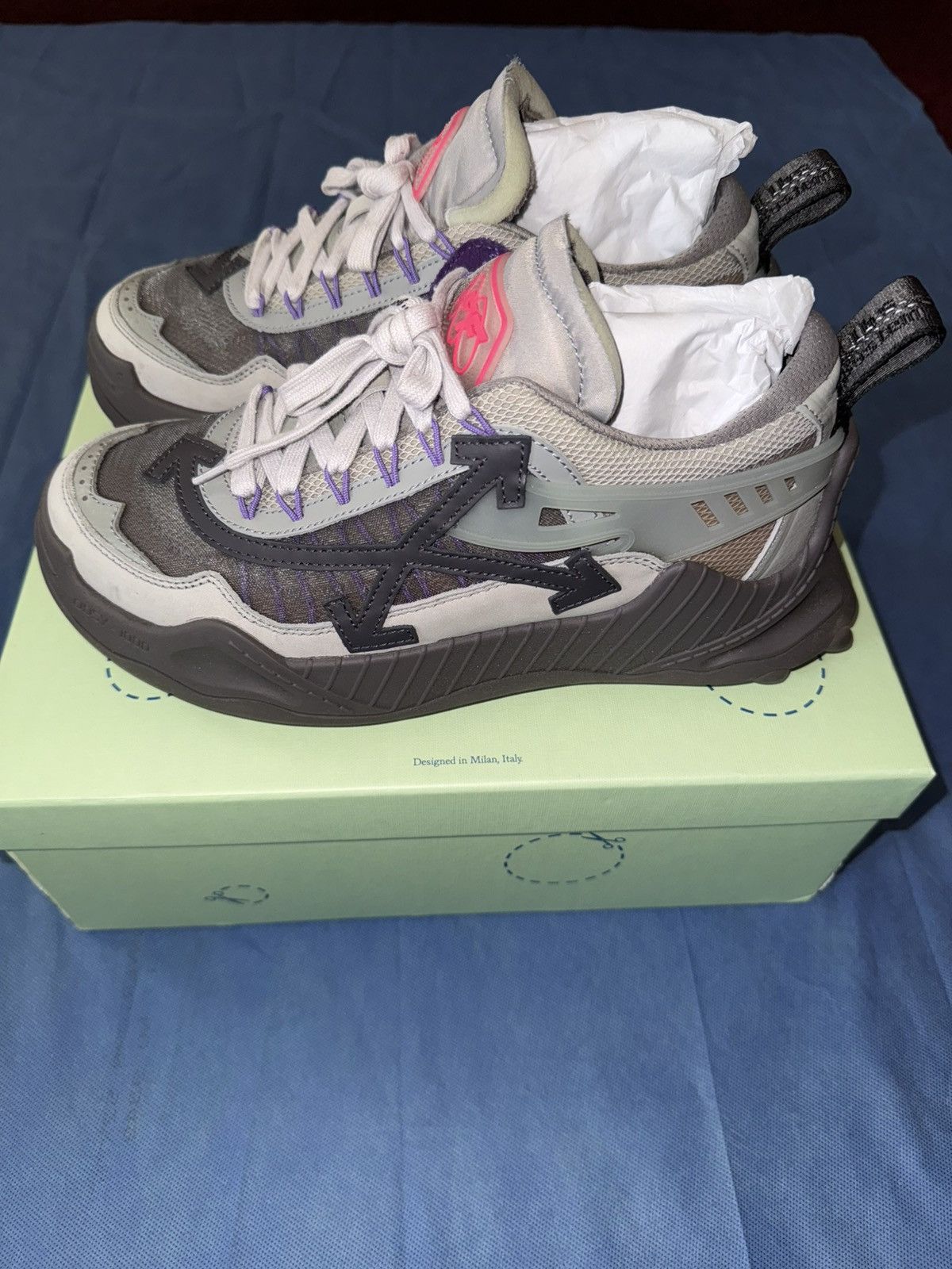 Off-White Off-White Grey ODSY 1000 Size US 8 / EU 41 - 2 Thumbnail