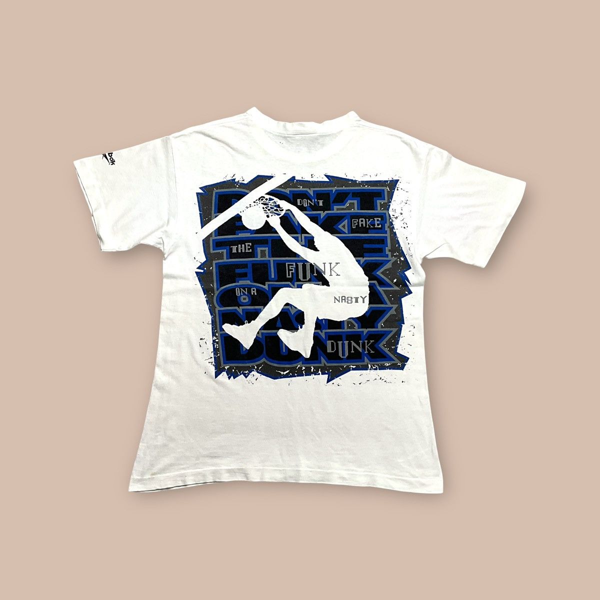 Reebok OG 90s Reebok SHAQ "Don’t Fake The Funk On A Nasty Dunk" TEE Size US M / EU 48-50 / 2 - 3 Thumbnail
