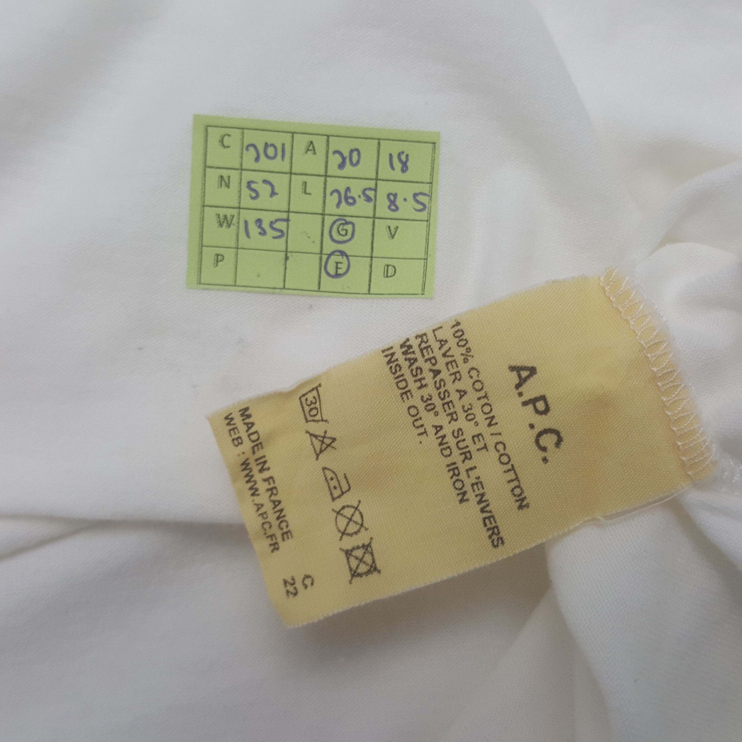 A.P.C. × Japanese Brand × Vintage Vintage A.P.C Japanese Brand Art Work Tshirt Size US M / EU 48-50 / 2 - 5 Thumbnail