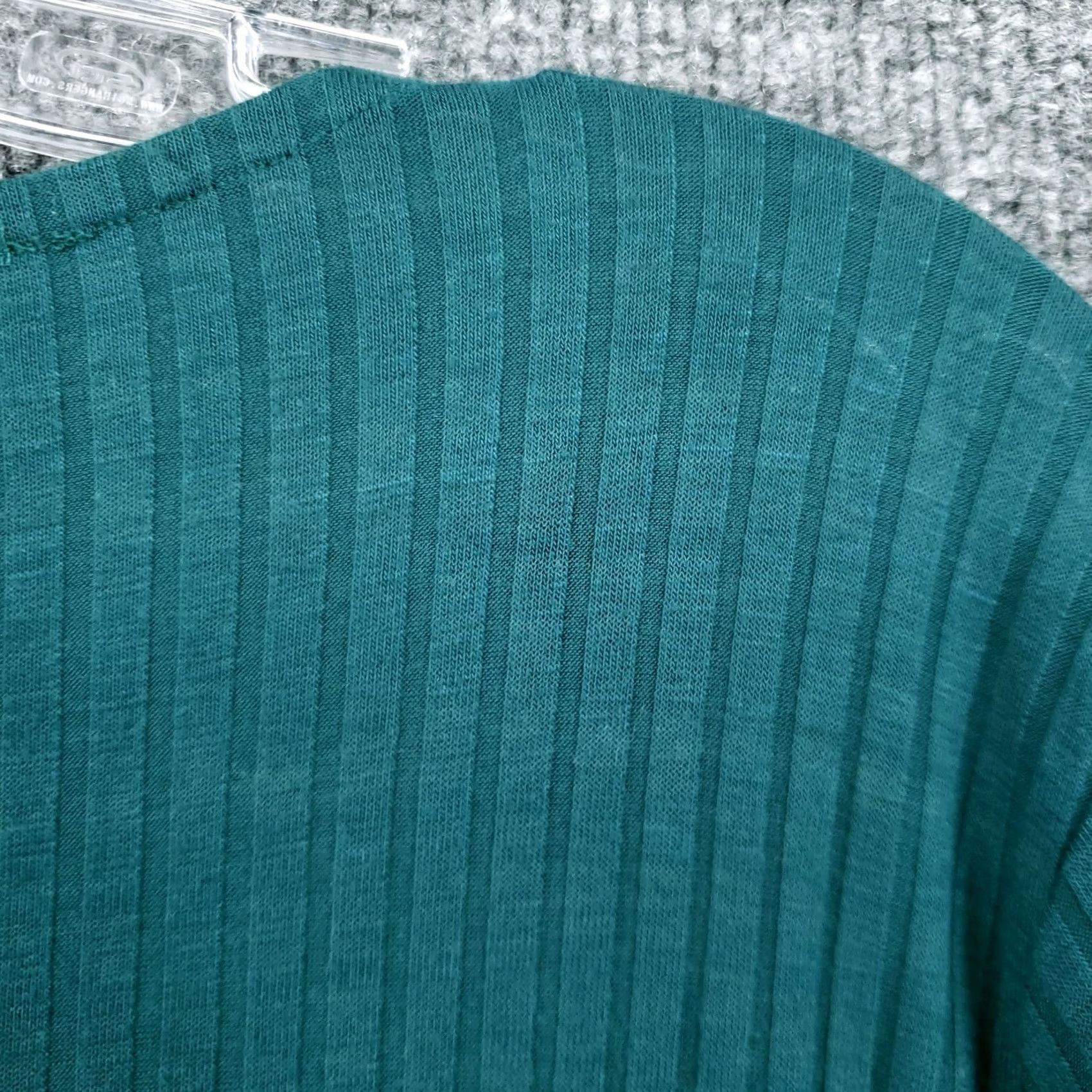 Vintage Rue21 Blouse Womens 1X Green Tunic Lace Up Long Sleeve Knit V-Neck Ribbed Cotton Plus Size Shirt Women Size XL / US 12-14 / IT 48-50 - 6 Thumbnail