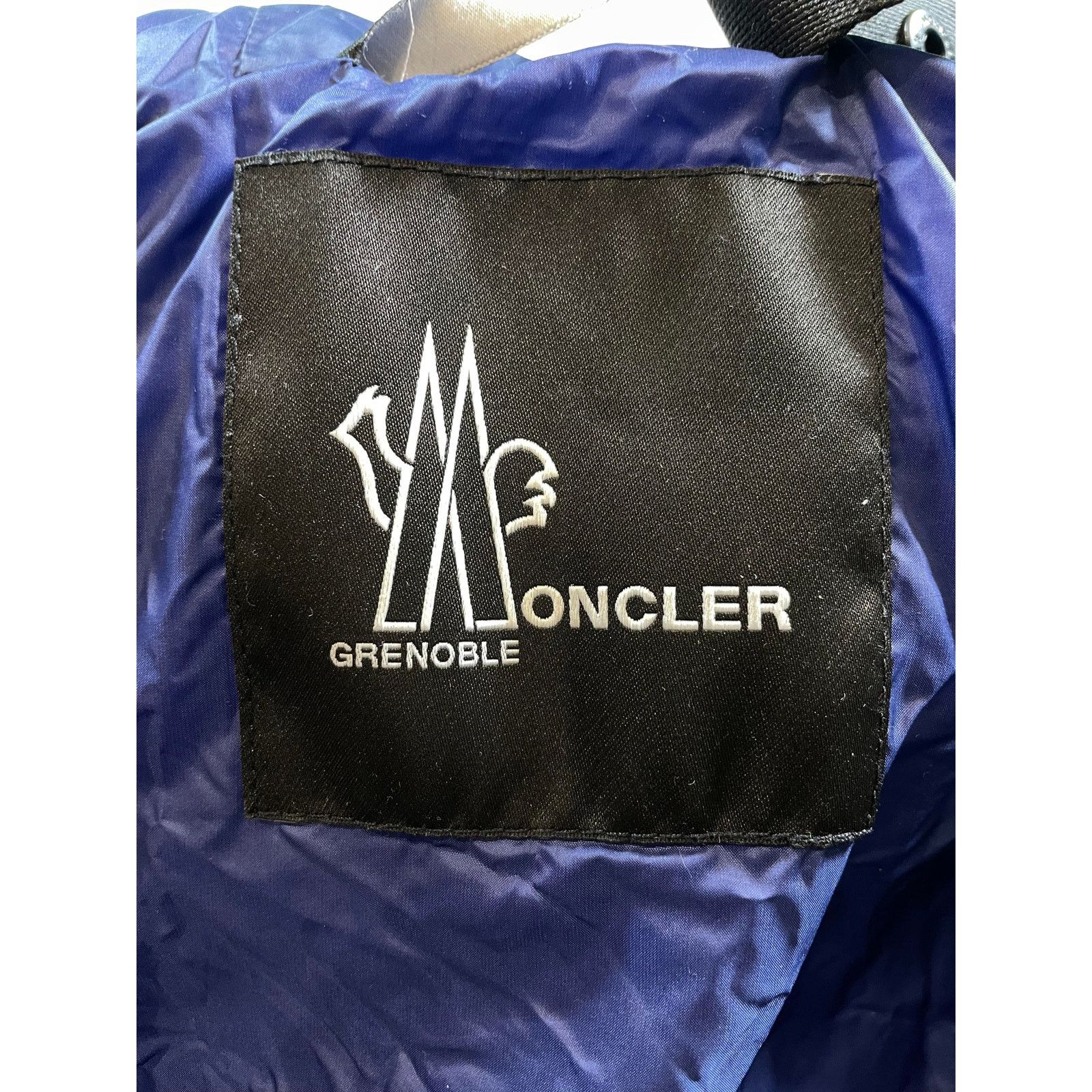 Moncler Moncler Cillia Giubotto Blue Jacket Size US S / EU 44-46 / 1 - 3 Thumbnail