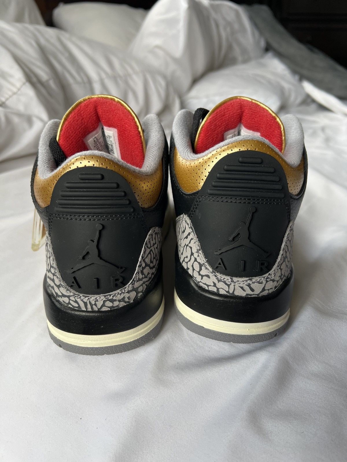 Jordan Brand WMNS AIR JORDAN RETRO 3 Size US 8.5 / IT 38.5 - 4 Thumbnail