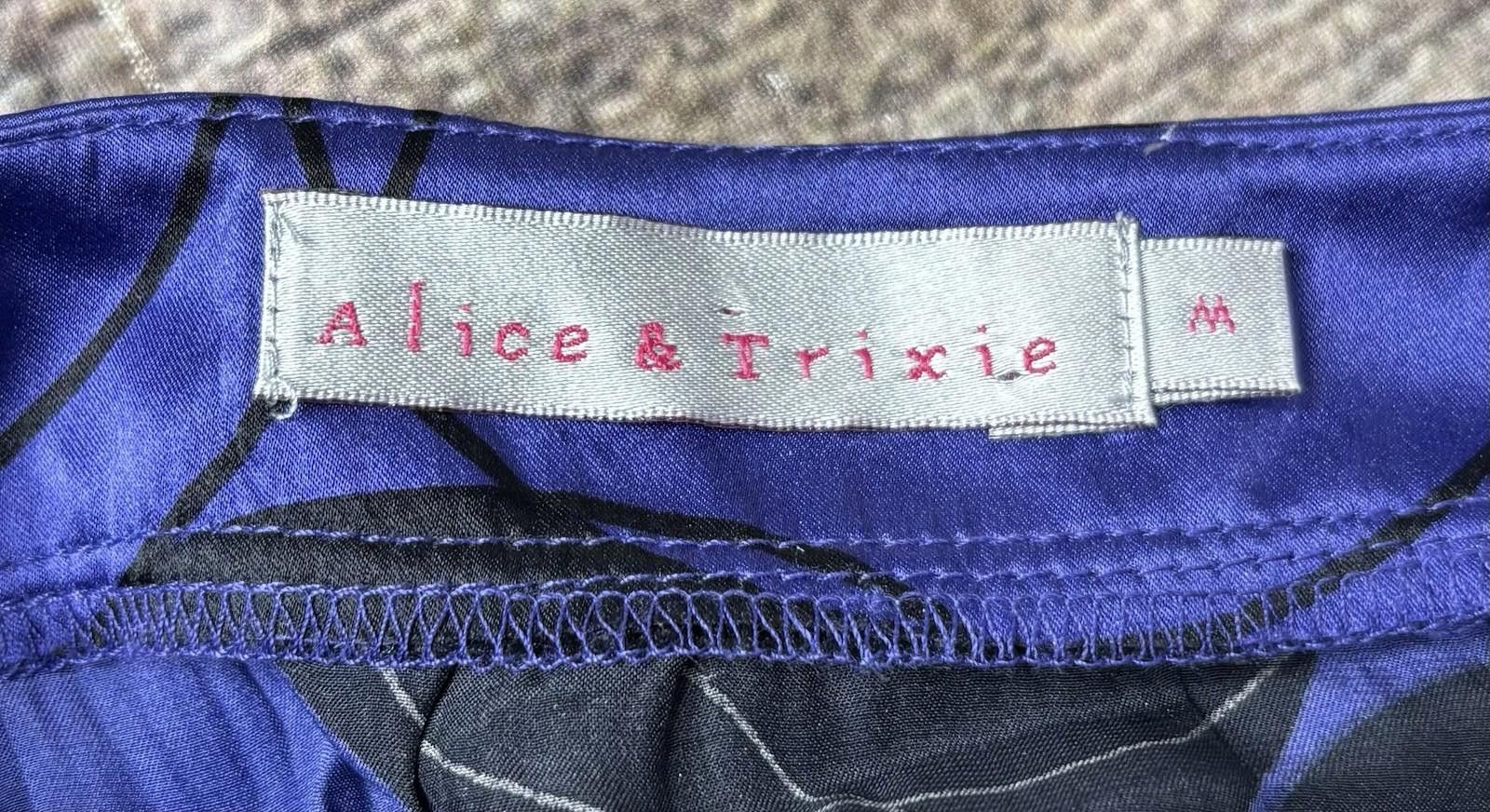 Other Alice & Trixie Top Women's M Silk Geometric Tie Hem Satin Size M / US 6-8 / IT 42-44 - 2 Thumbnail