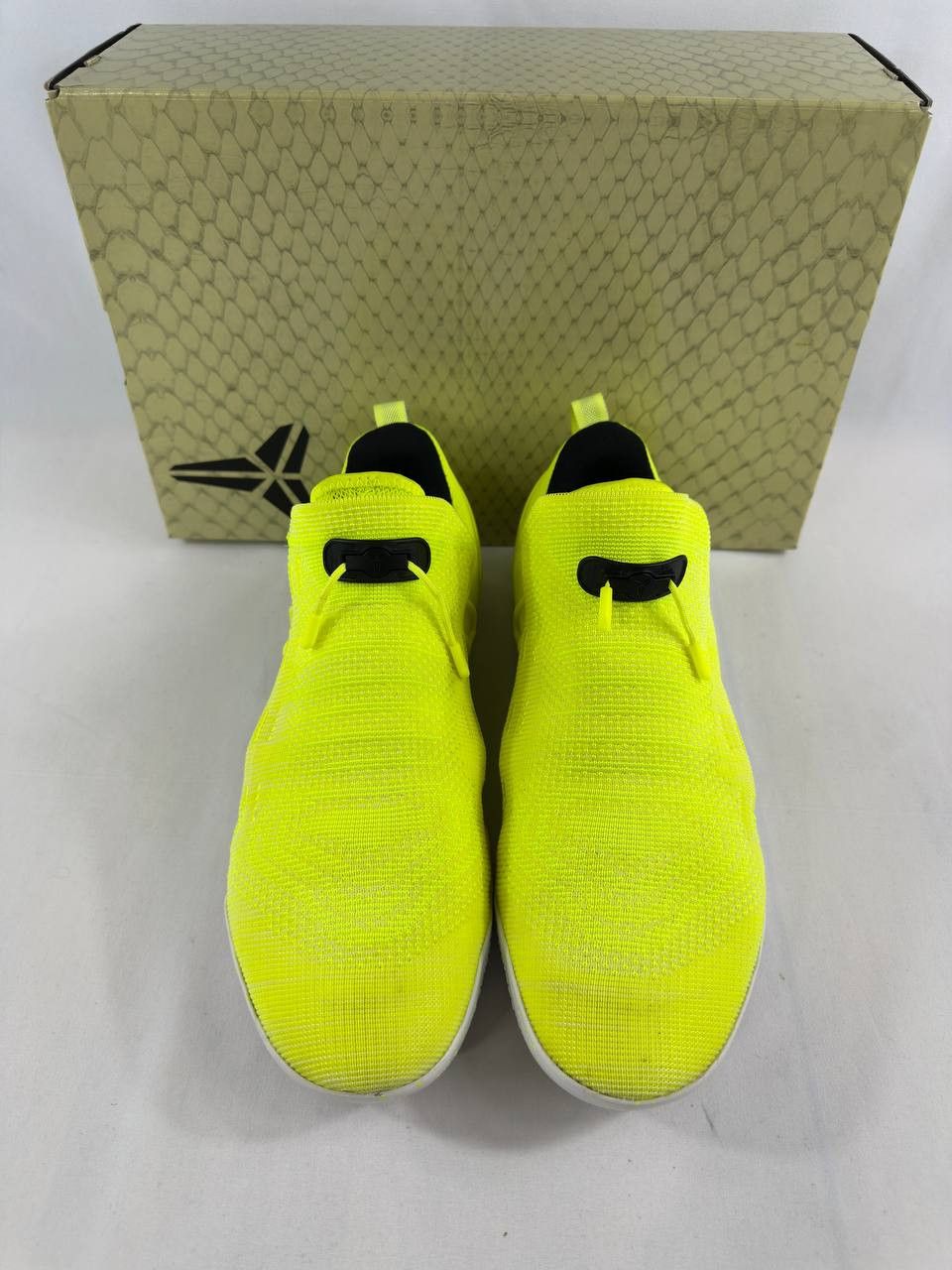 Nike Nike Kobe A.D. NXT 'Volt' 2017 Size US 12 / EU 45 - 3 Thumbnail