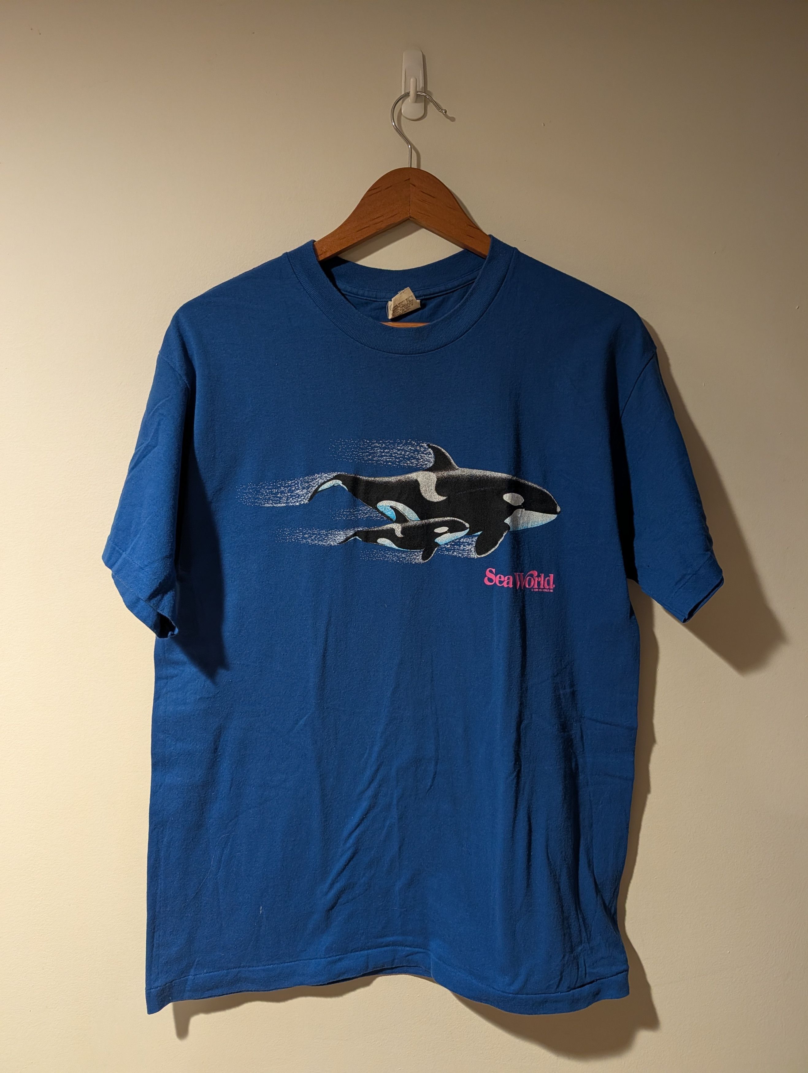 Arts & Science Vintage 1986 Seaworld Whale Animal Nature Wildlife T-Shirt Size US XL / EU 56 / 4 - 1 Thumbnail
