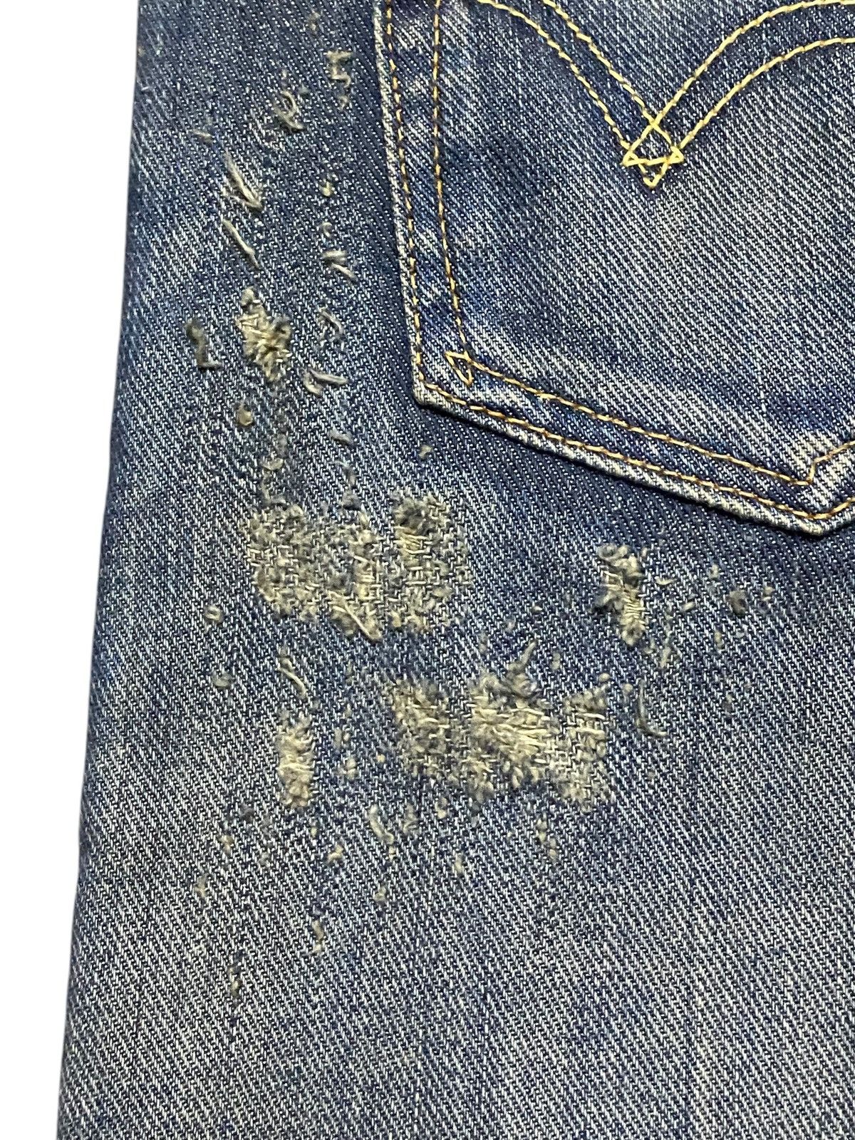 Edwin Vintage Edwin 503R Blue Trip Grunge Distressed Loose Jeans Size US 33 - 15 Thumbnail