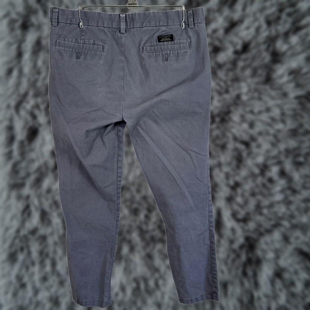 Banana Republic Banana Republic Mens Dress Pants Grey Black Dots Cotton Blend 34x32 Straight Flat Front Pockets Dress Pants Mens Regular Size Type Regular Size US 34 / EU 50 - 1 Thumbnail
