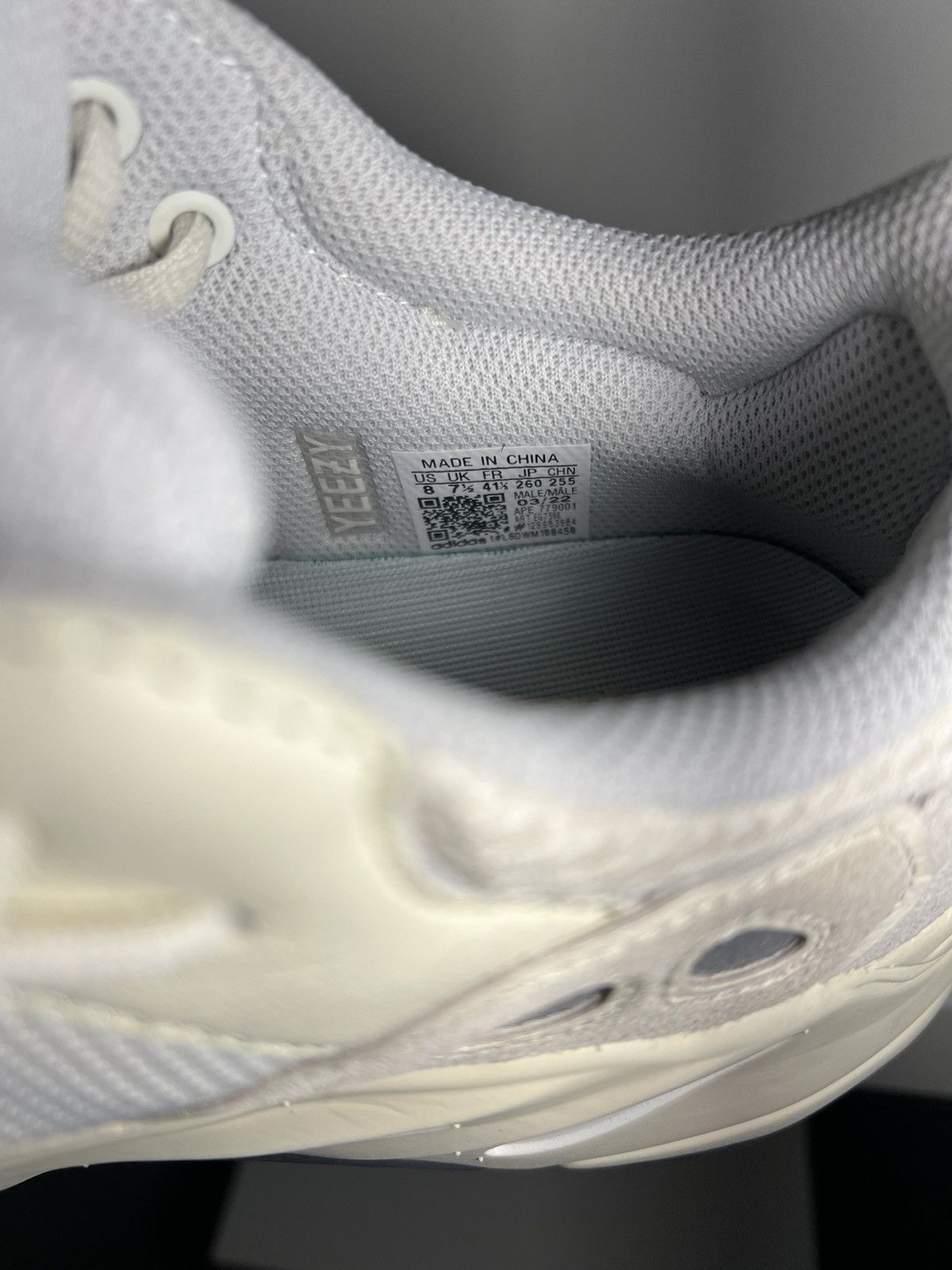 Yeezy Yeezy 700 analog Size US 8 / EU 41 - 5 Thumbnail