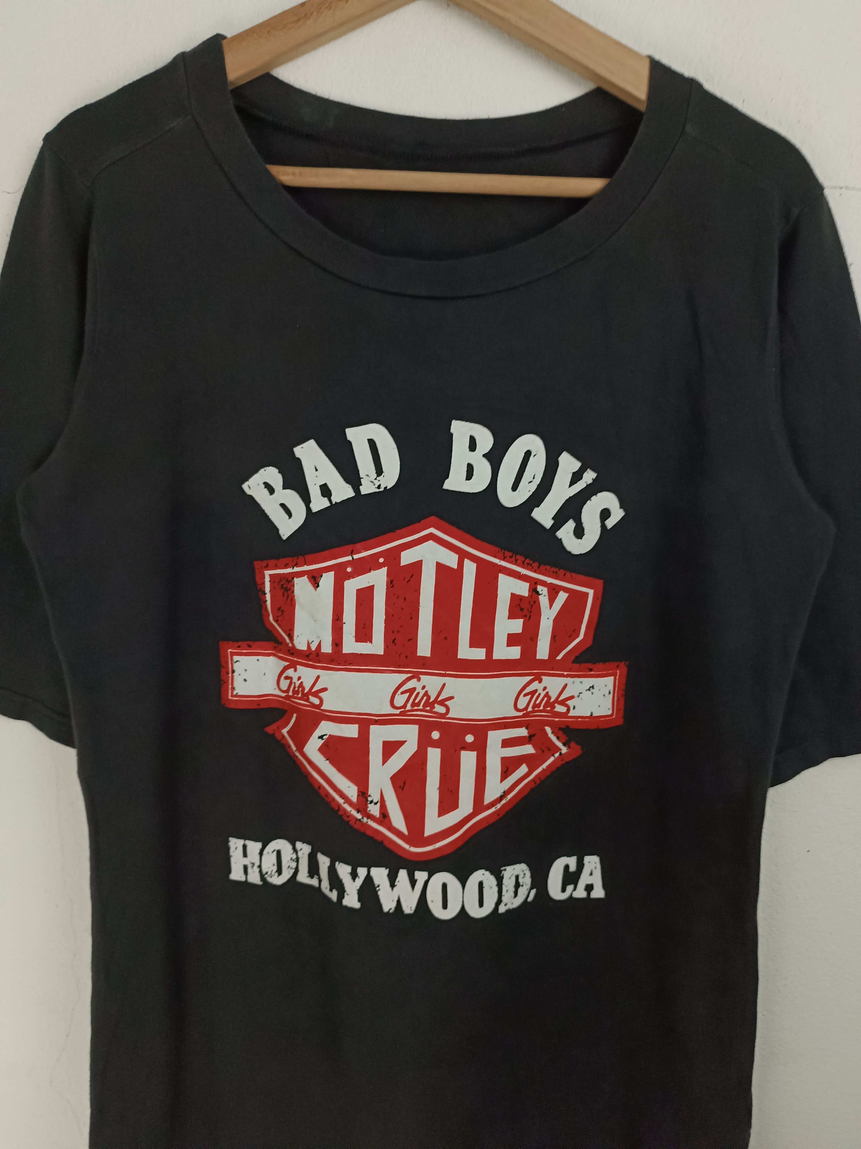 Band Tees VINTAGE BAD BOYS MOTLEY CRUE HOLLYWOOD CA VERY RARE Size US M / EU 48-50 / 2 - 7 Thumbnail