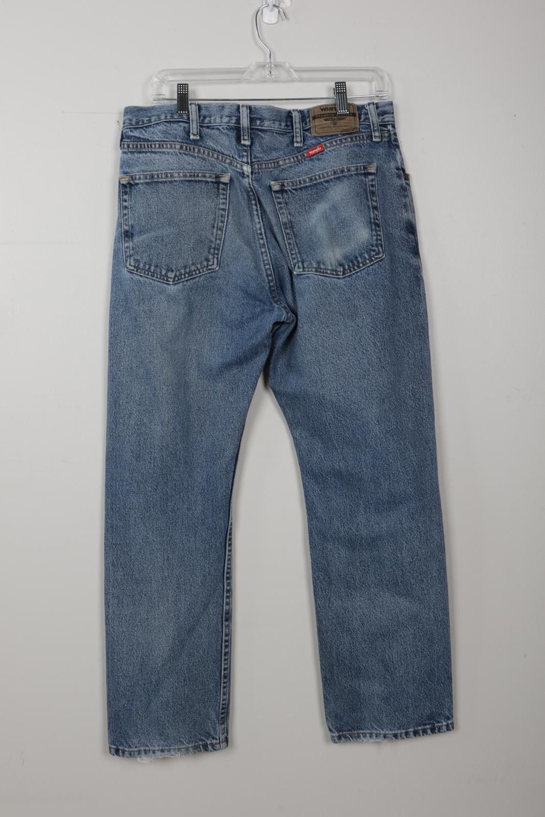 Wrangler 00's Wrangler Light Wash Relaxed Fit Jeans Size US 34 / EU 50 - 2 Thumbnail