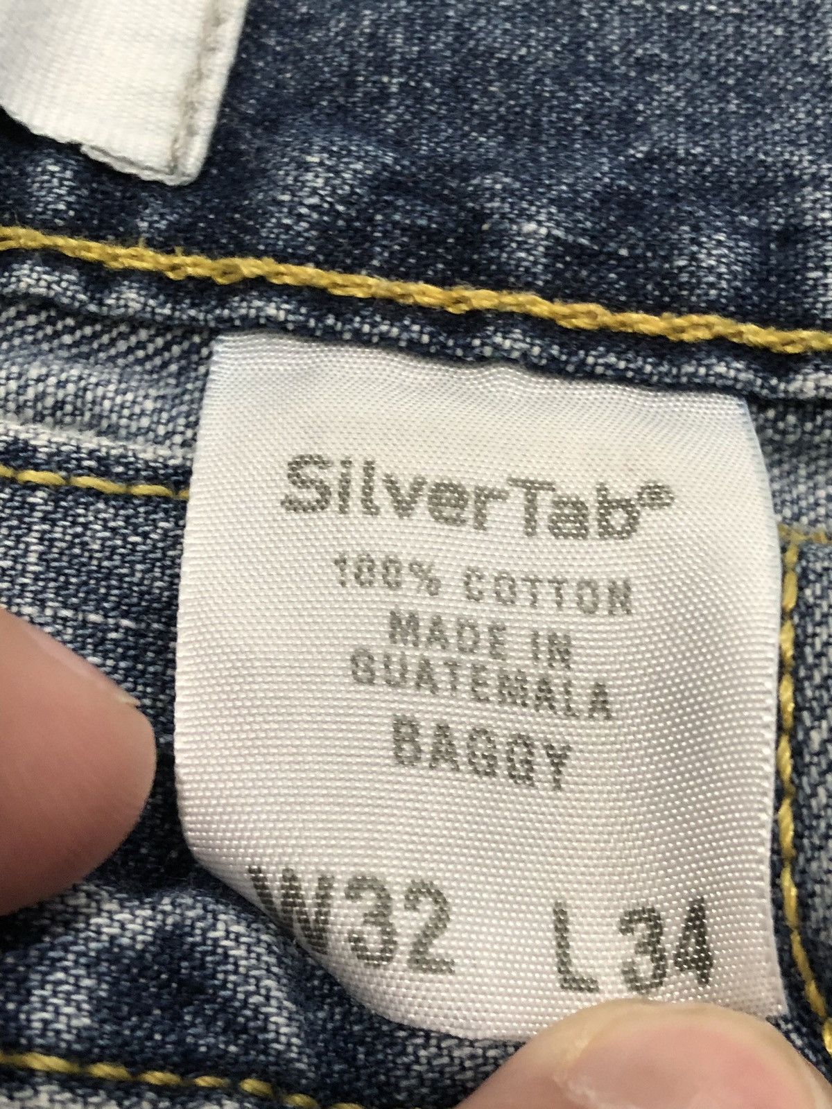Levi's Vtg Y2K 2005 Levi’s SilverTab Baggy Jean Shorts Size US 32 / EU 48 - 9 Thumbnail