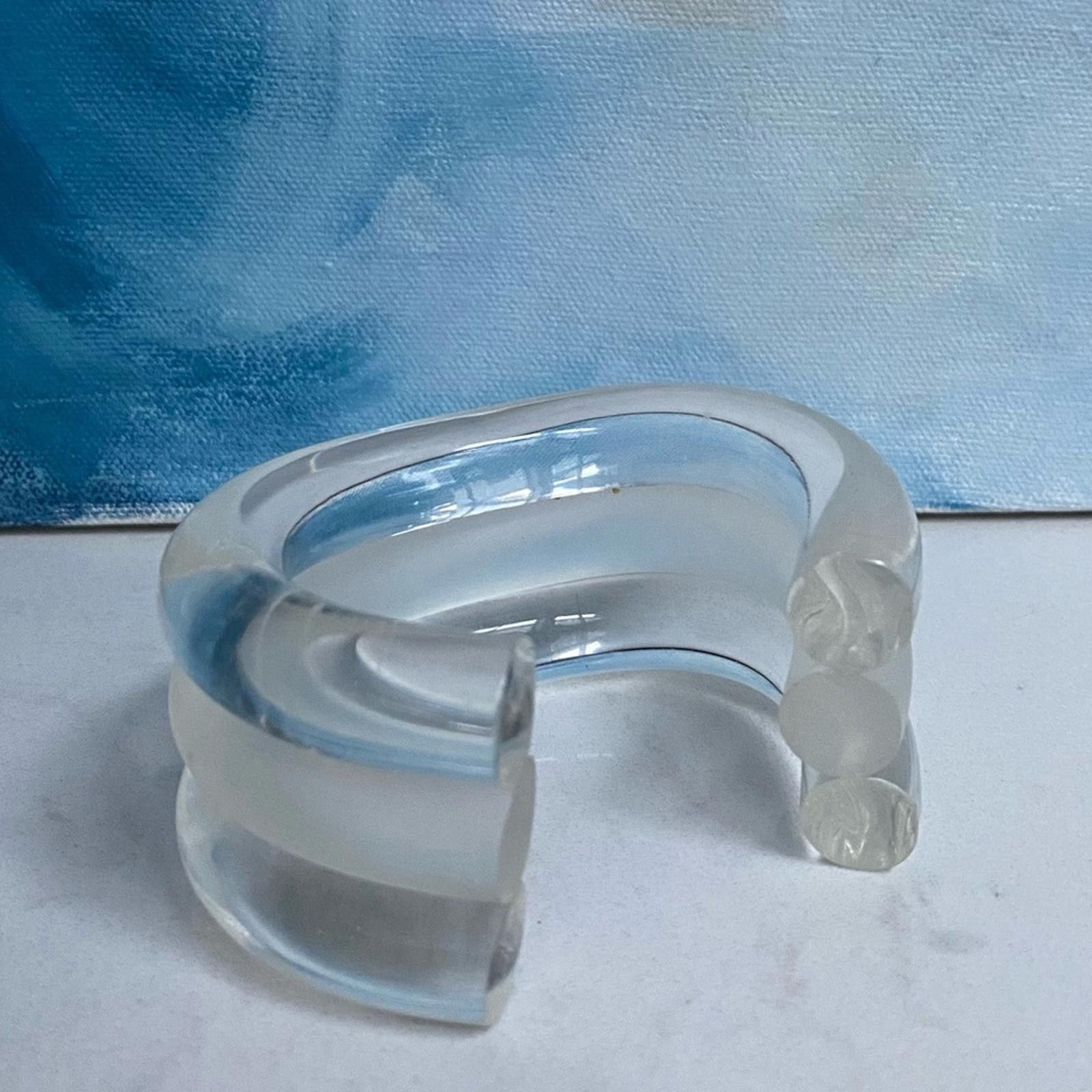 Vintage 80s VTG Judith Hendler Translucent White Lucite CuffBracelet Size ONE SIZE - 2 Thumbnail