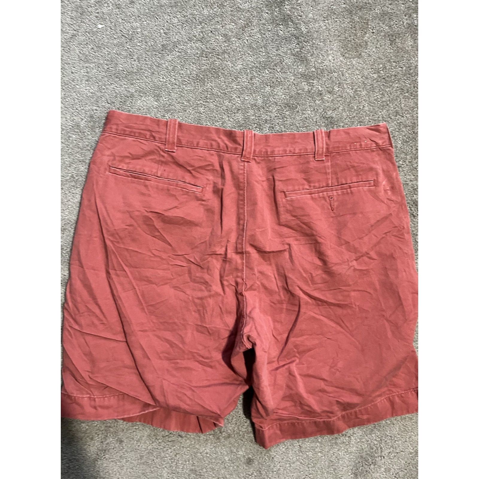 J.Crew J.CREW Chino Shorts Mens 36 Cotton Red Salmon Short Distressed Casual Travel Zip Pocket 10in Inseam Men Regular Size 36 Size US 36 / EU 52 - 2 Thumbnail