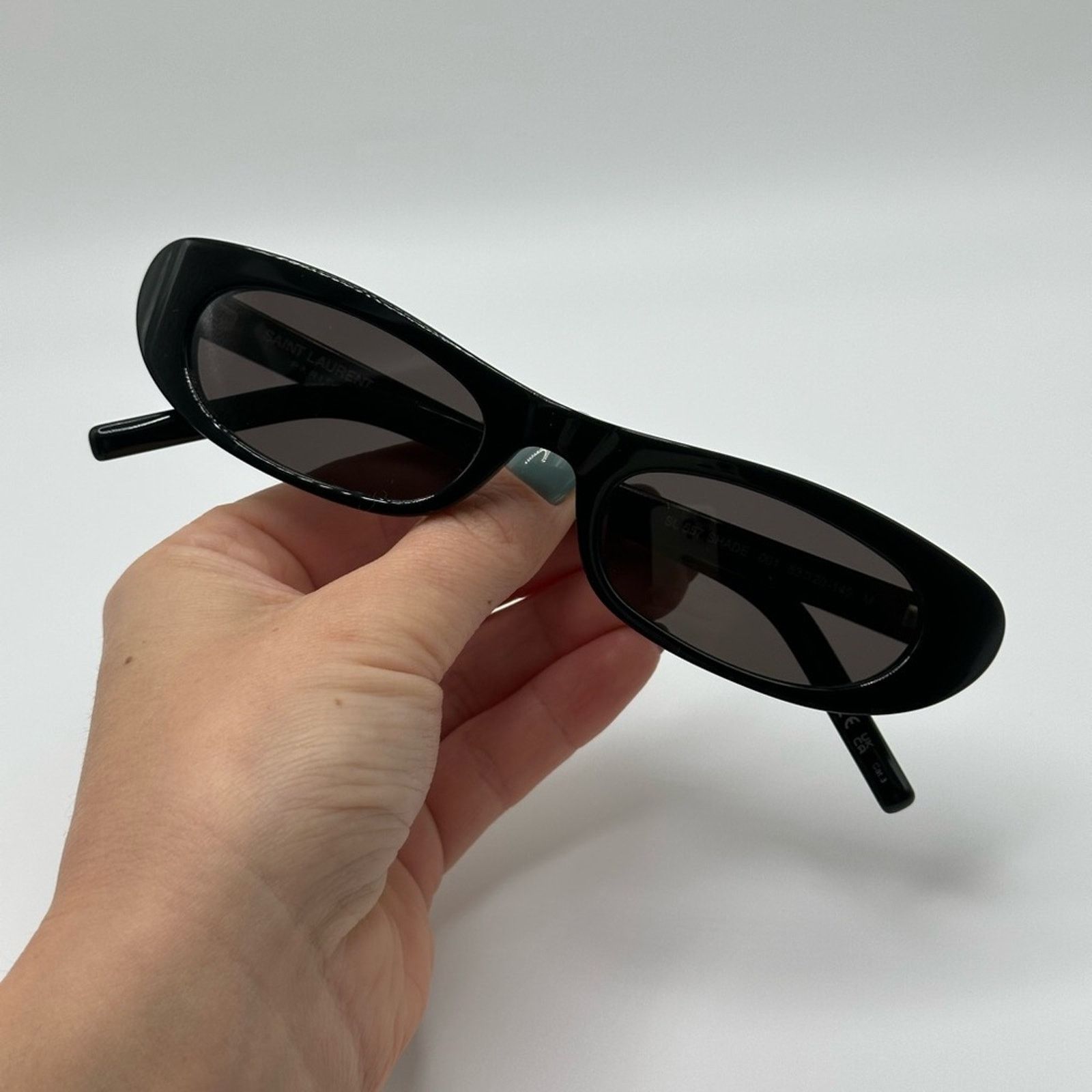 Yves Saint Laurent BRAND NEW SAINT LAURENT SUNGLASSES SL557 SHADE 001 Black Size ONE SIZE - 10 Thumbnail