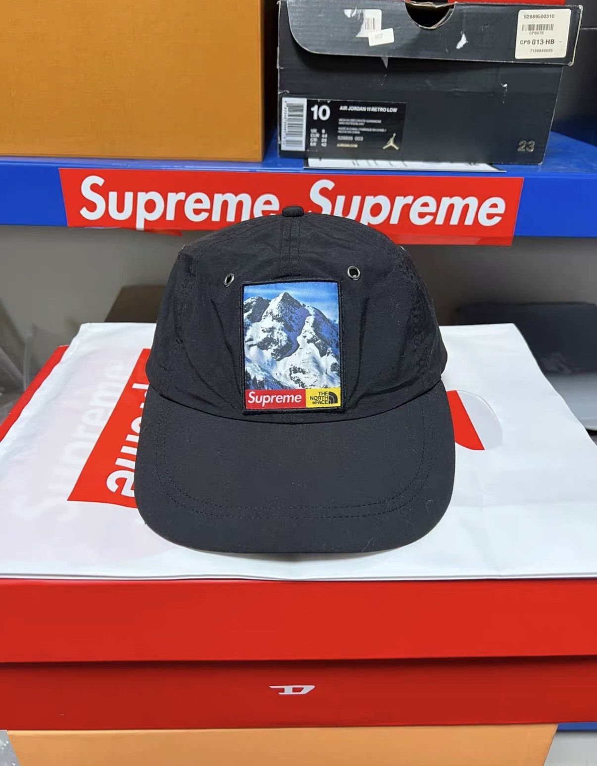 Supreme Supreme x The North Face Mountain Hat J42 Size ONE SIZE - 1 Thumbnail