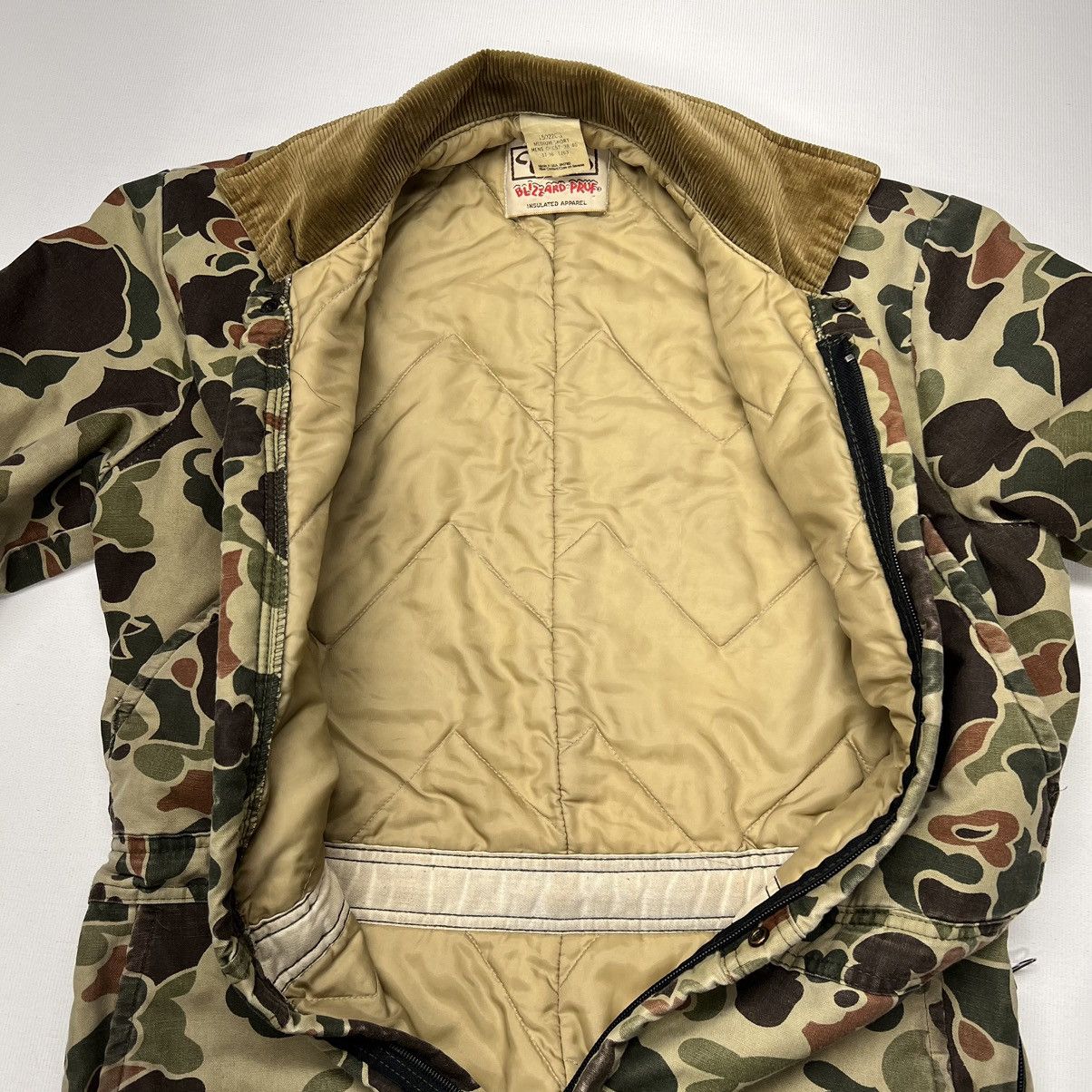 Vintage × Walls VTG Walls Blizzard Pruf Coverall Duck Camo Insulated Zip 90s Size US M / EU 48-50 / 2 - 8 Thumbnail