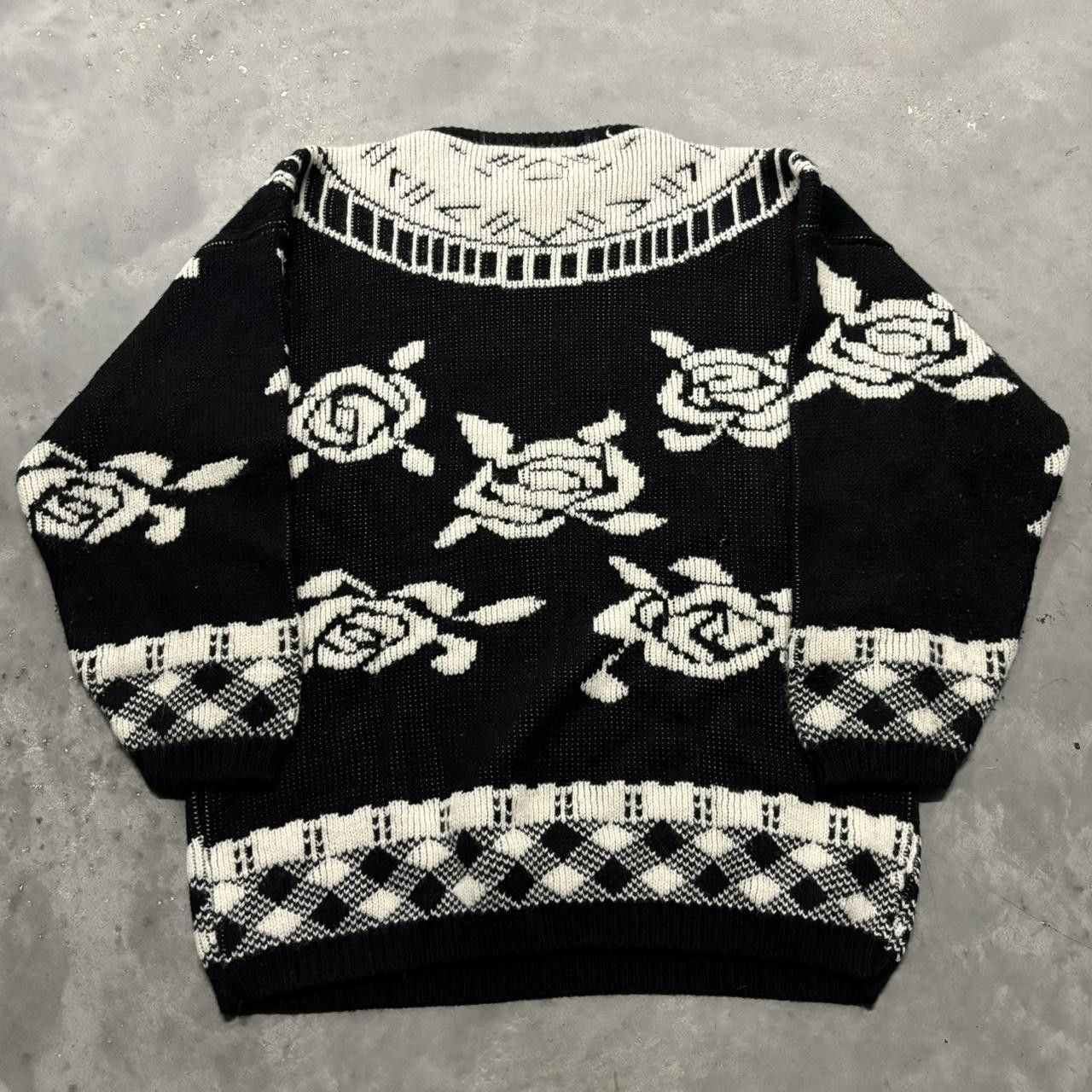 Japanese Brand × Vintage Crazy Vintage Y2K/2000s Black White Flower Pattern Knitted Sweater! Size M / US 6-8 / IT 42-44 - 7 Thumbnail
