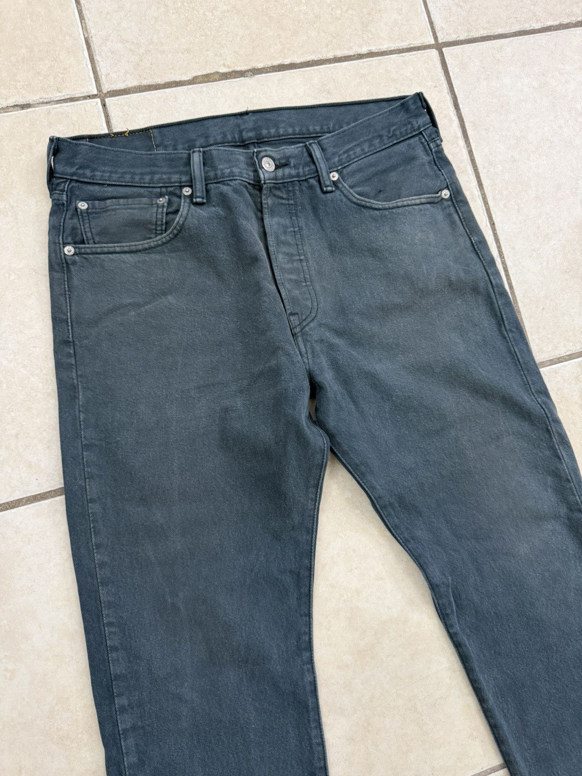 Levi's Levi’s 501 Denim Jeans Button Fly Blue Size 32 X 32 Size US 32 / EU 48 - 2 Thumbnail
