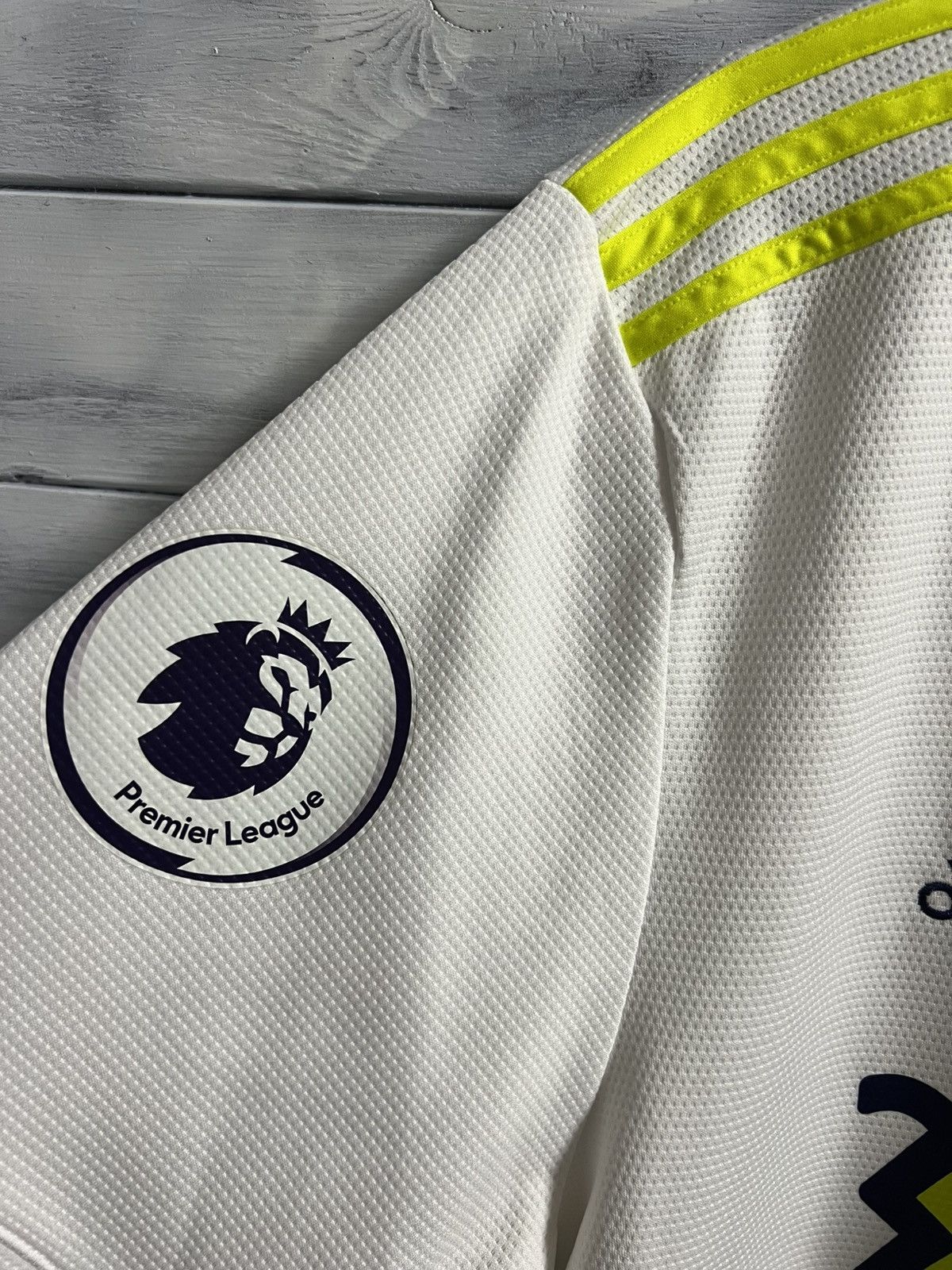 Adidas Rare Adidas Leeds Inited Soccer Jersey LUFC Football T-Shirt Size US XL / EU 56 / 4 - 4 Thumbnail