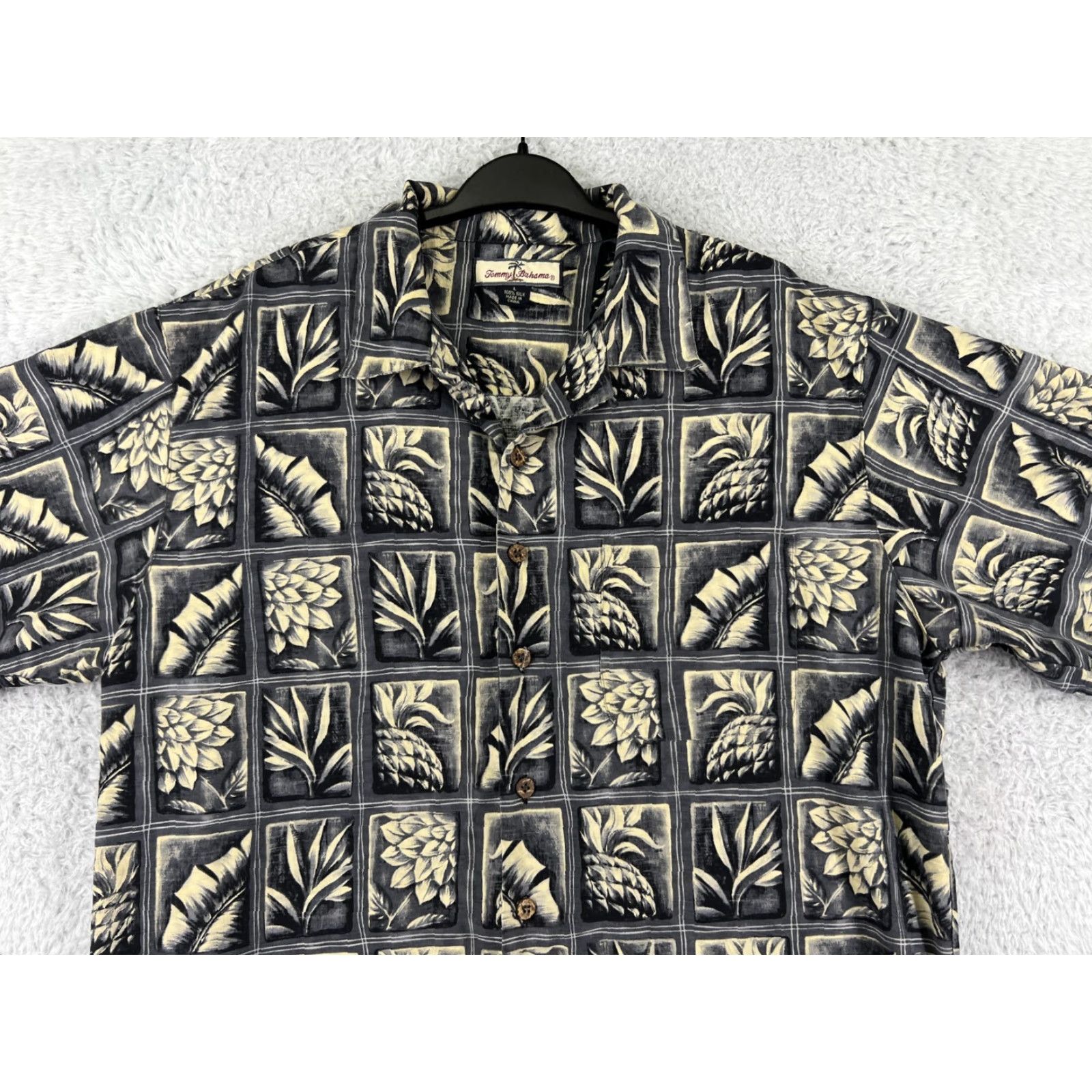 Tommy Bahama Tommy Bahama Shirt Mens Large Gray Yellow Tile Pattern Hawaiian Button Up Camp Size US L / EU 52-54 / 3 - 4 Thumbnail