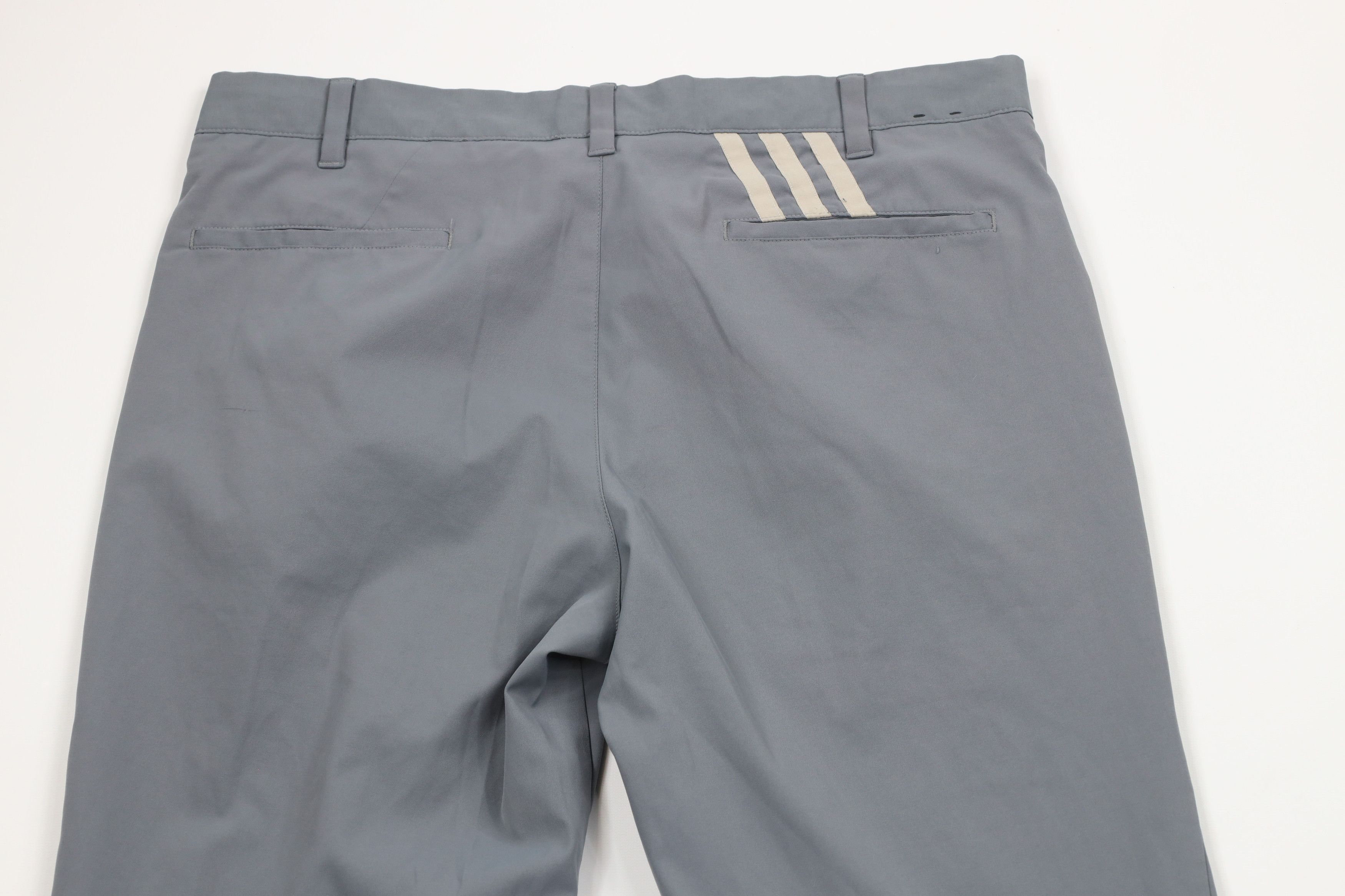 Adidas × Vintage Adidas Golf Spell Out Flat Front Tech Golfing Chino Pants Size US 34 / EU 50 - 11 Thumbnail