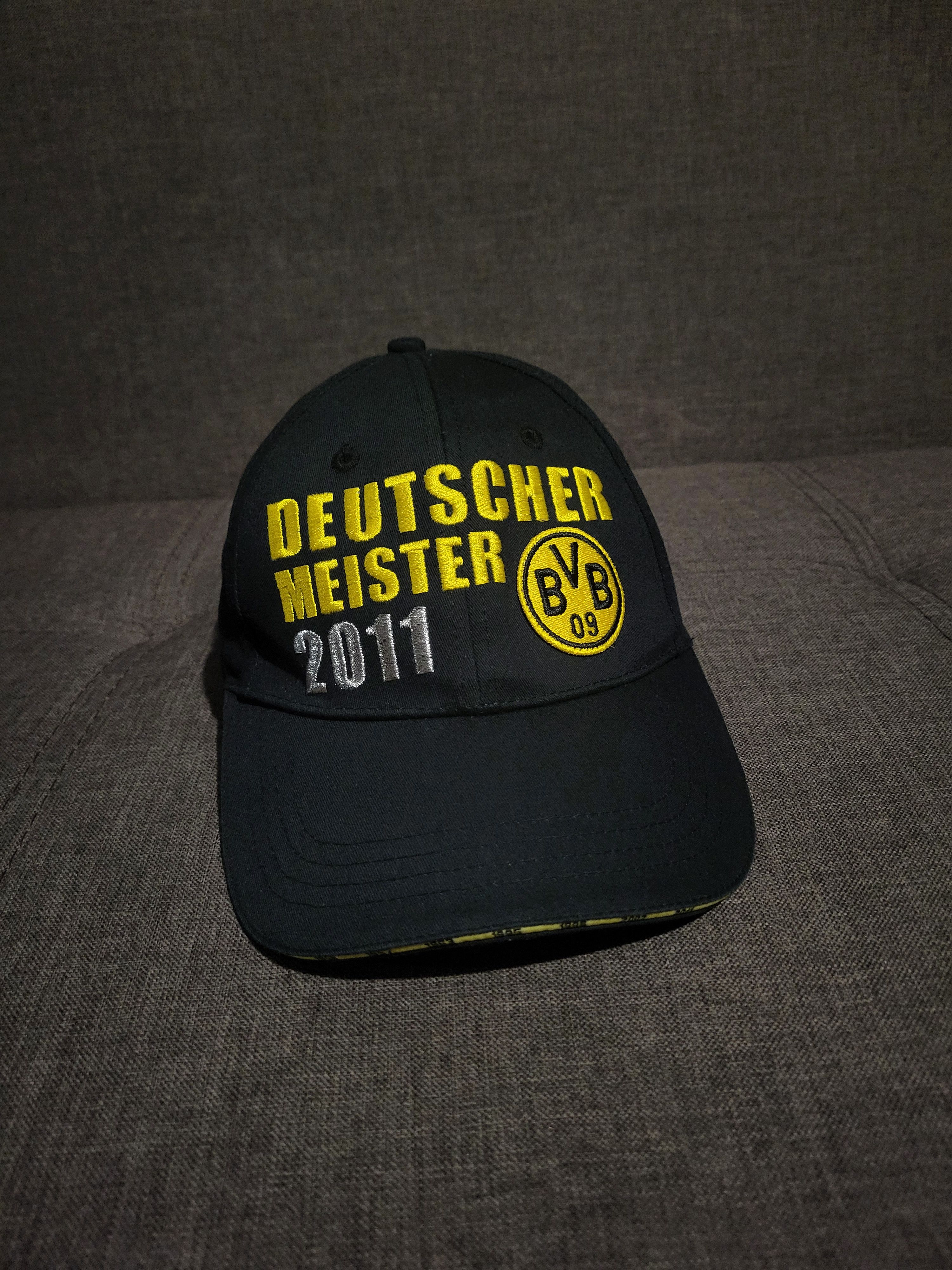 Vintage vintage Deutscher meister 2011 borussia dortmund Size ONE SIZE - 1 Thumbnail