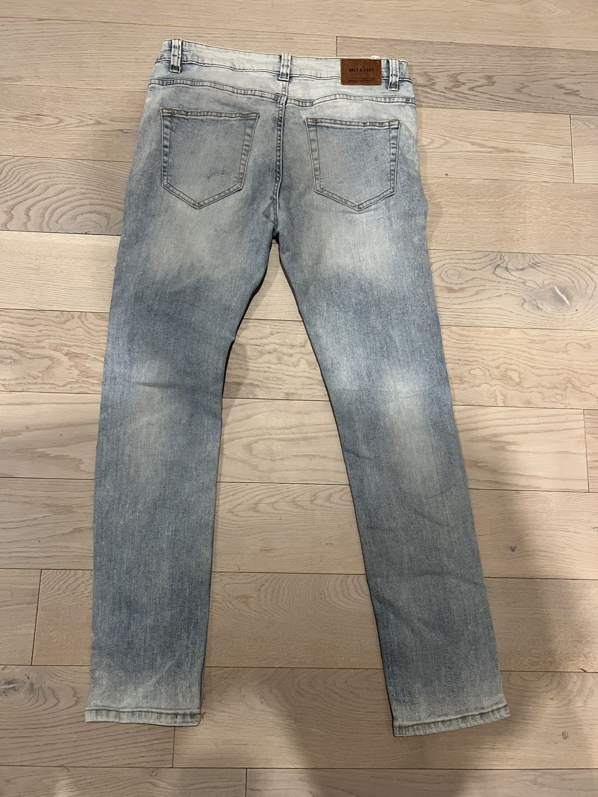 ONLY & SONS Only & Sons Slim Fit Light Blue Distressed Jeans Men’s 32x32 Size US 32 / EU 48 - 2 Thumbnail