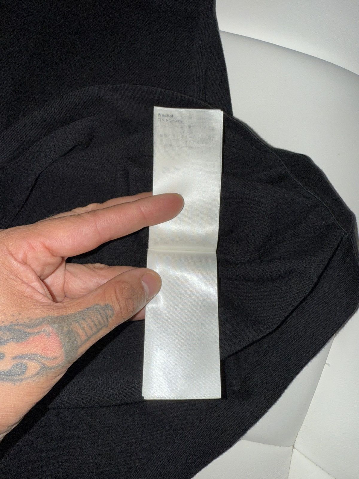 Louis Vuitton Louis Vuitton logo t shirt Size US L / EU 52-54 / 3 - 10 Thumbnail
