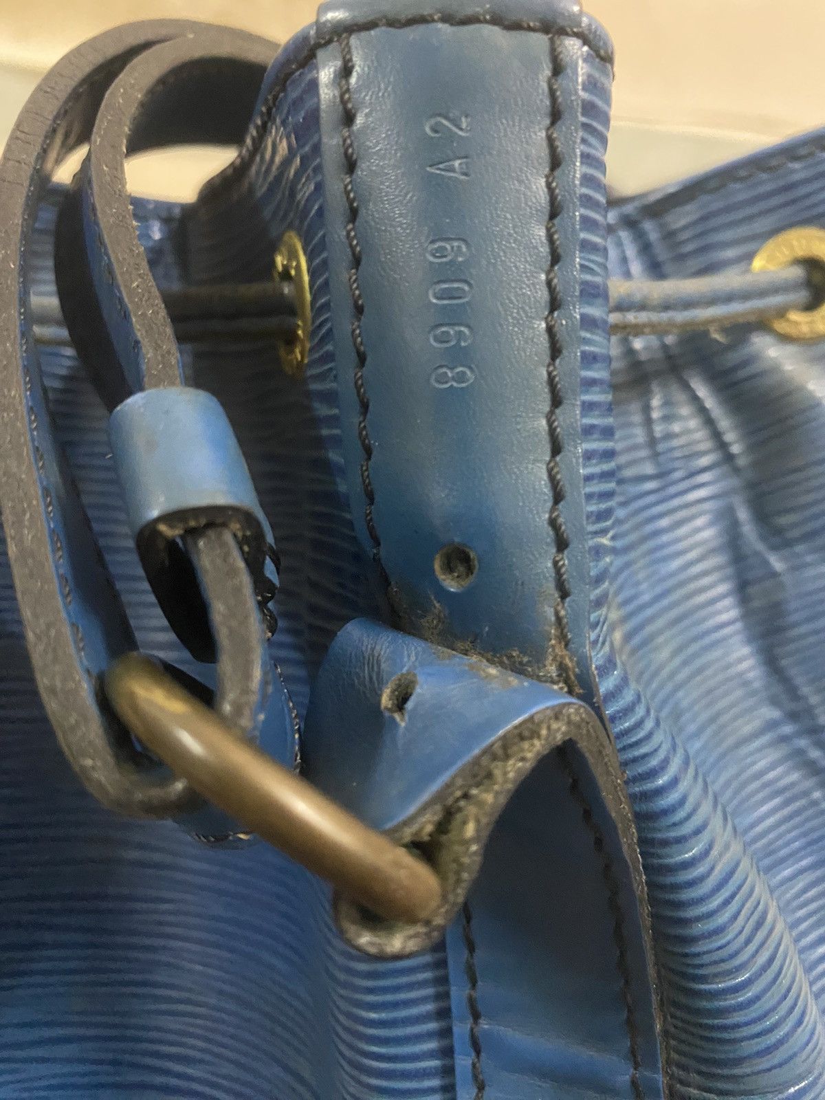 Louis Vuitton Louis Vuitton Blue Epi Bucket Size ONE SIZE - 12 Thumbnail