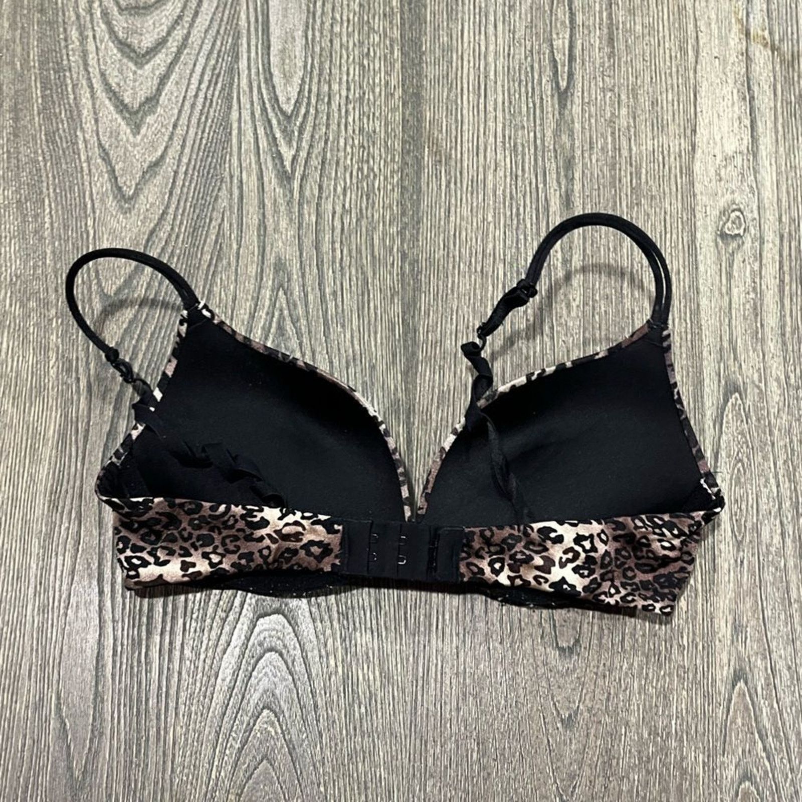 Vintage Ambrielle Natural Shaping Wireless Bra Adjustable Strap 34B Size ONE SIZE - 2 Thumbnail