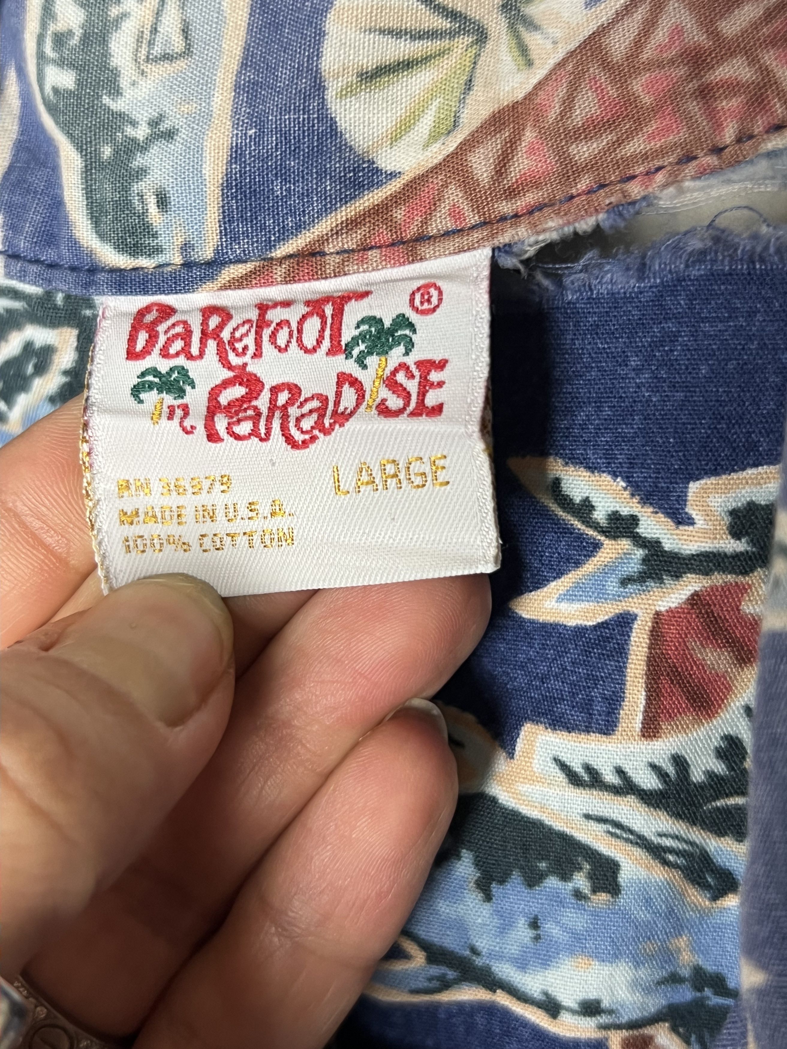 Vintage Vintage 70s Hawaiian Aloha Shirt: Barefoot in Paradise Fish Size US L / EU 52-54 / 3 - 7 Thumbnail