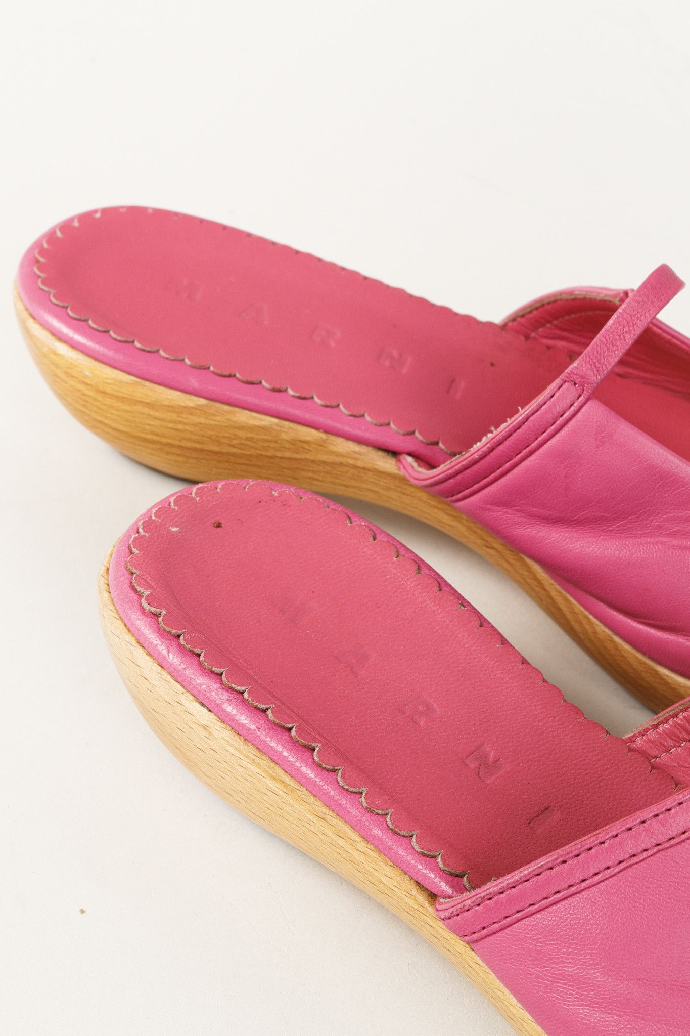 Marni Marni Fuchsia Leather Clog Size US 7 / IT 37 - 9 Thumbnail