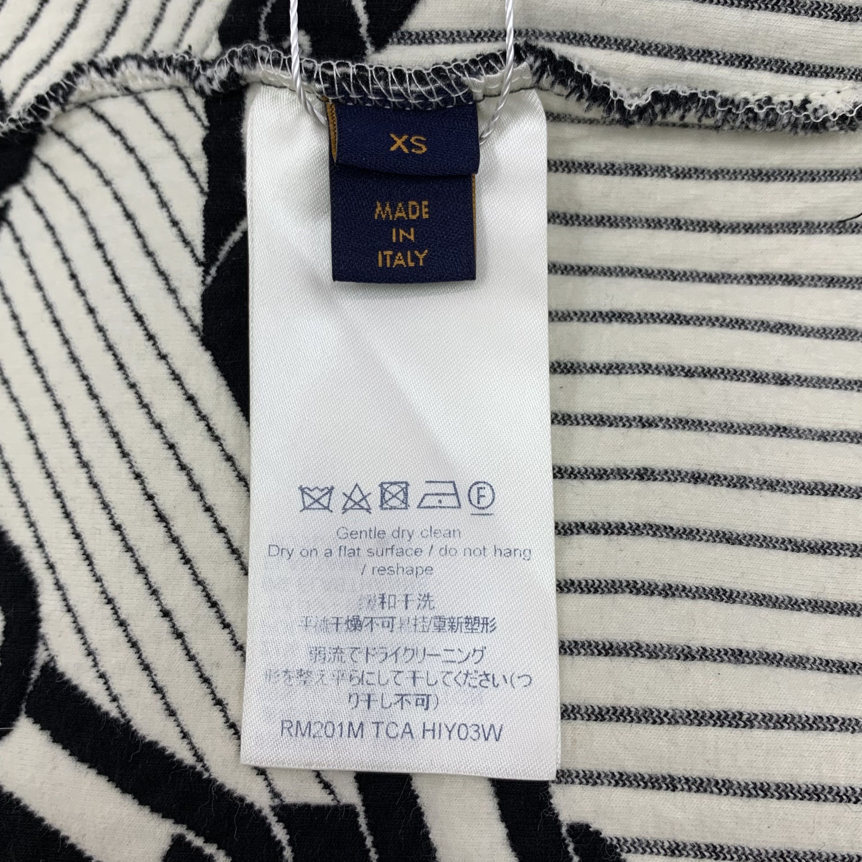 Louis Vuitton Louis Vuitton Sweatshirt – Black Crewneck (Size XS) Size XS / US 0-2 / IT 36-38 - 6 Thumbnail