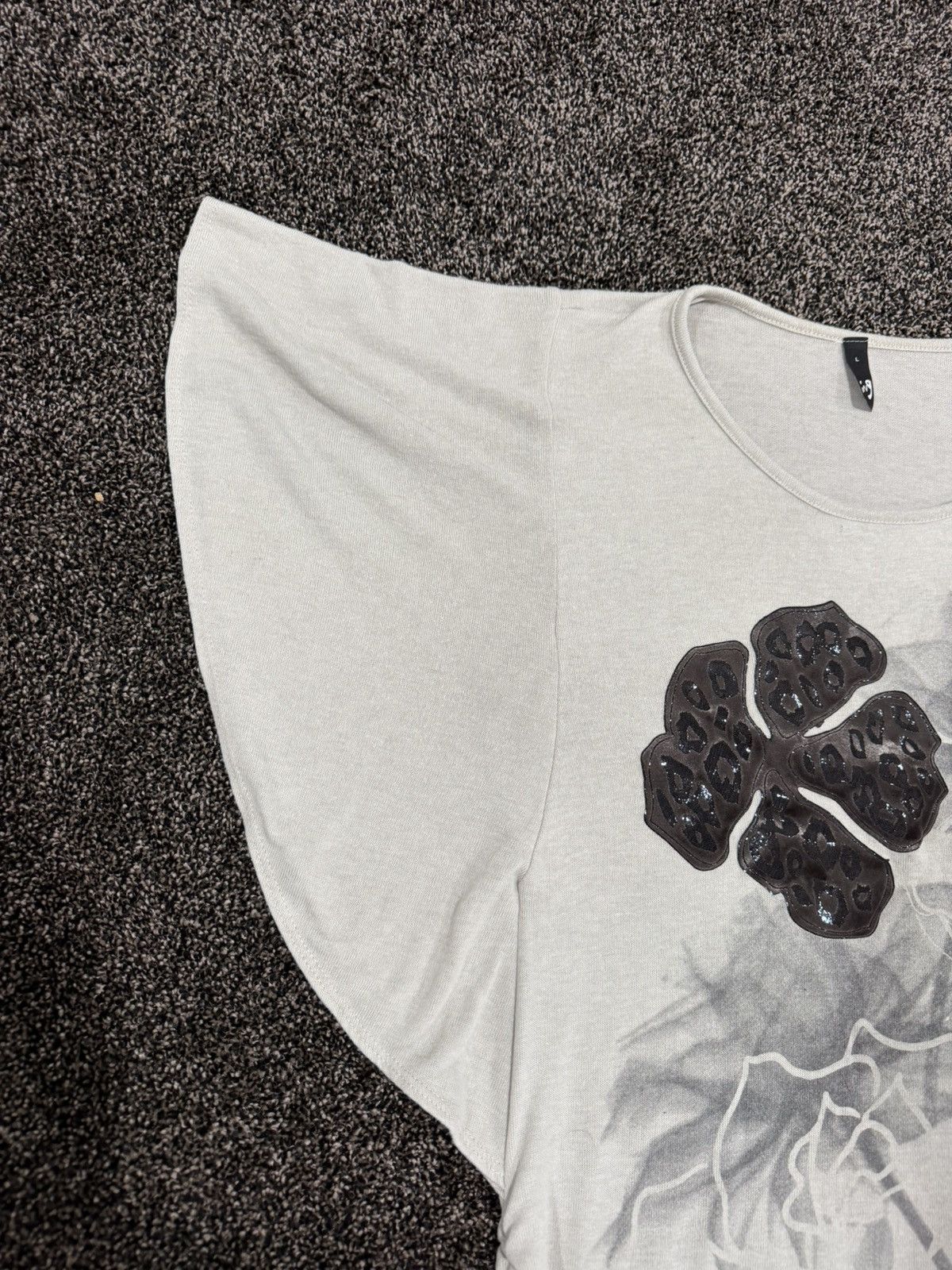Vintage Vintage Gray Black Flower Flowy T-Shirt Size L / US 10 / IT 46 - 9 Thumbnail