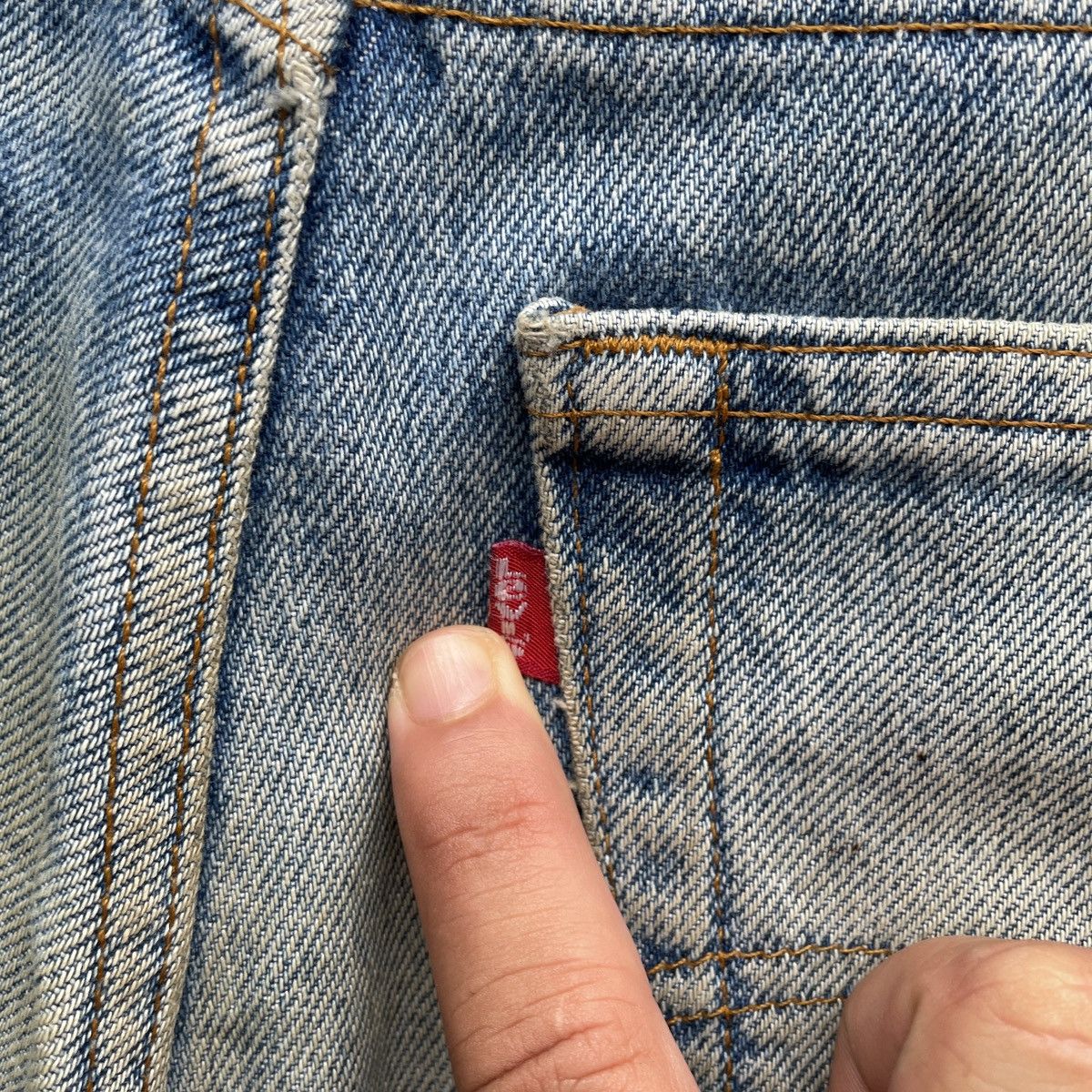 Levi's Vintage Clothing 90s Vintage Levis Rusty Faded Made In USA Jeans Denim Pants Size US 31 - 12 Thumbnail