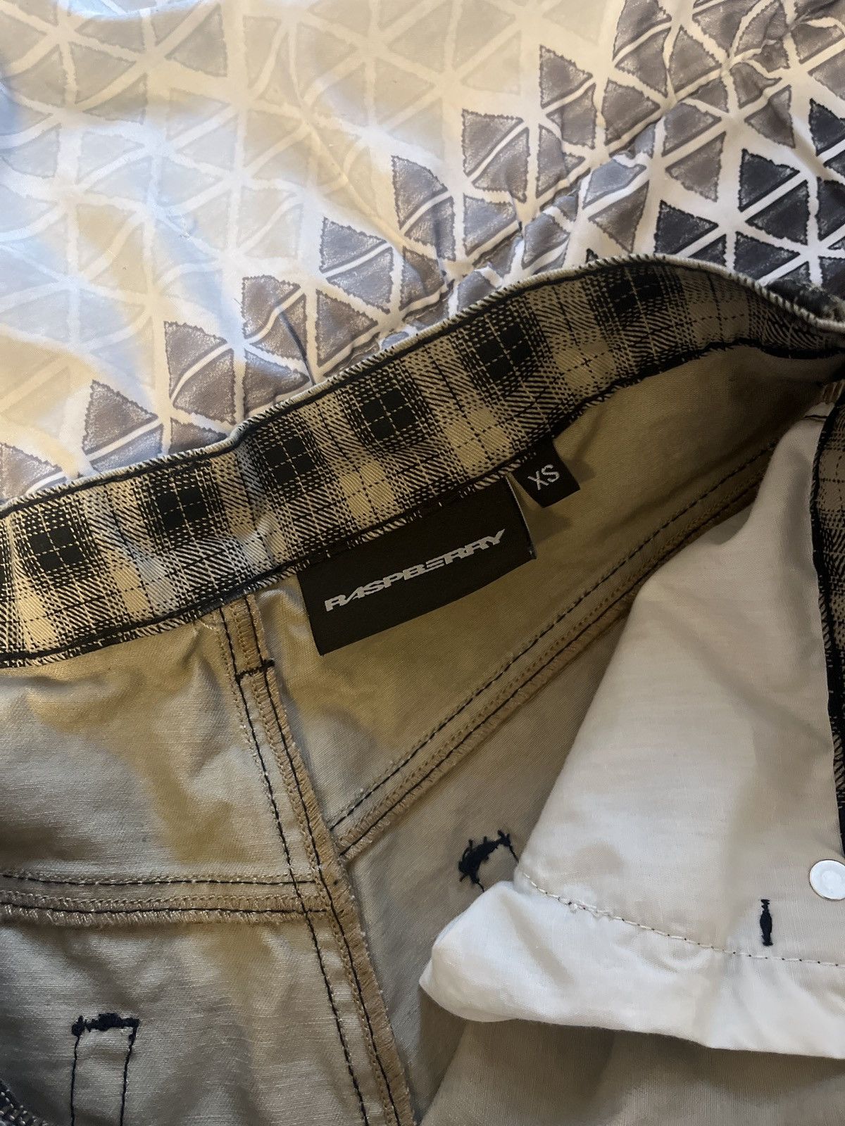 GV Gallery Raspberry Plaid Cargo
