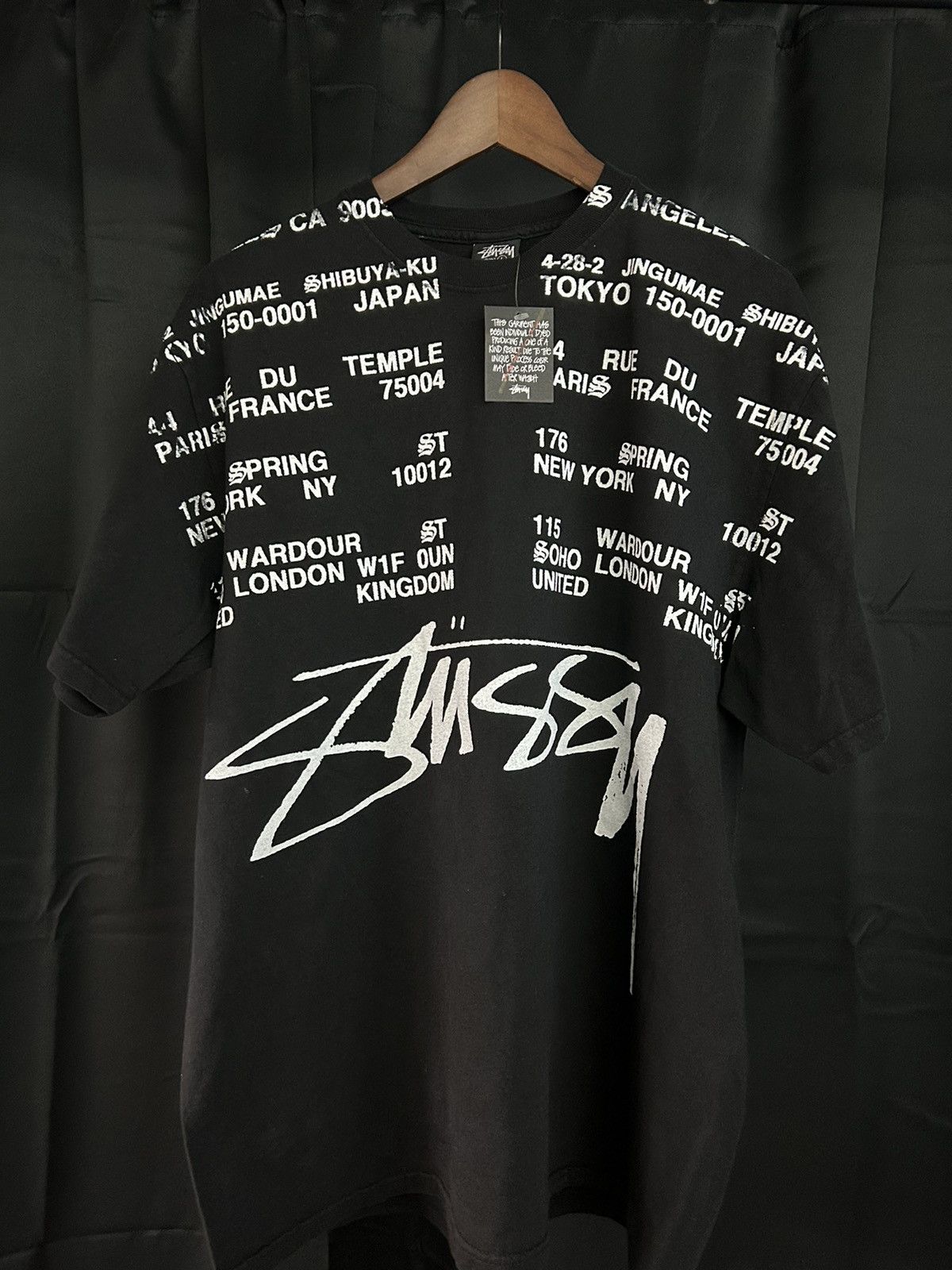 Stussy stussy locations black tee Size US L / EU 52-54 / 3 - 2 Thumbnail