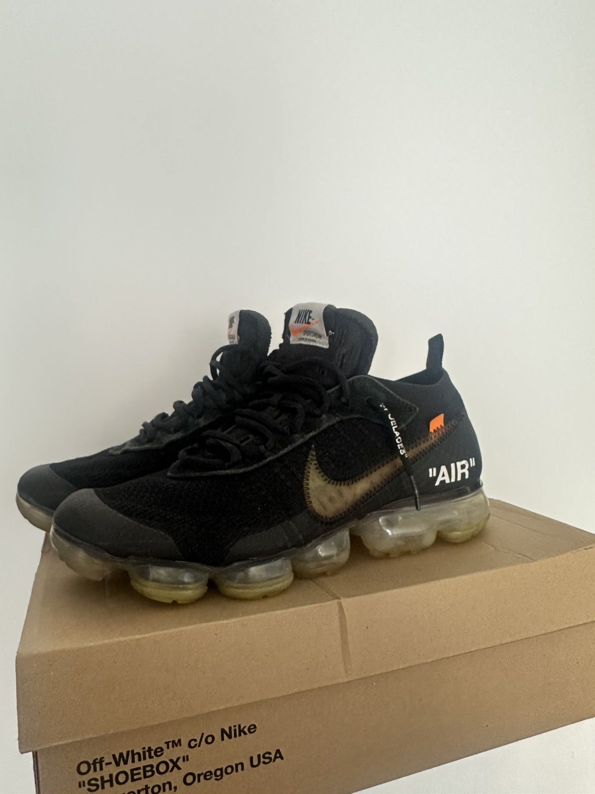 Nike × Off-White Nike Air VaporMax Off-White Black (2018) Size US 11 / EU 44 - 6 Thumbnail