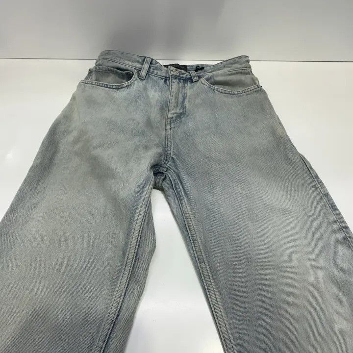 Balenciaga Balenciaga FW23 Distressed Flared Denim Jeans 0079-2507 Size US 26 / EU 42 - 4 Thumbnail