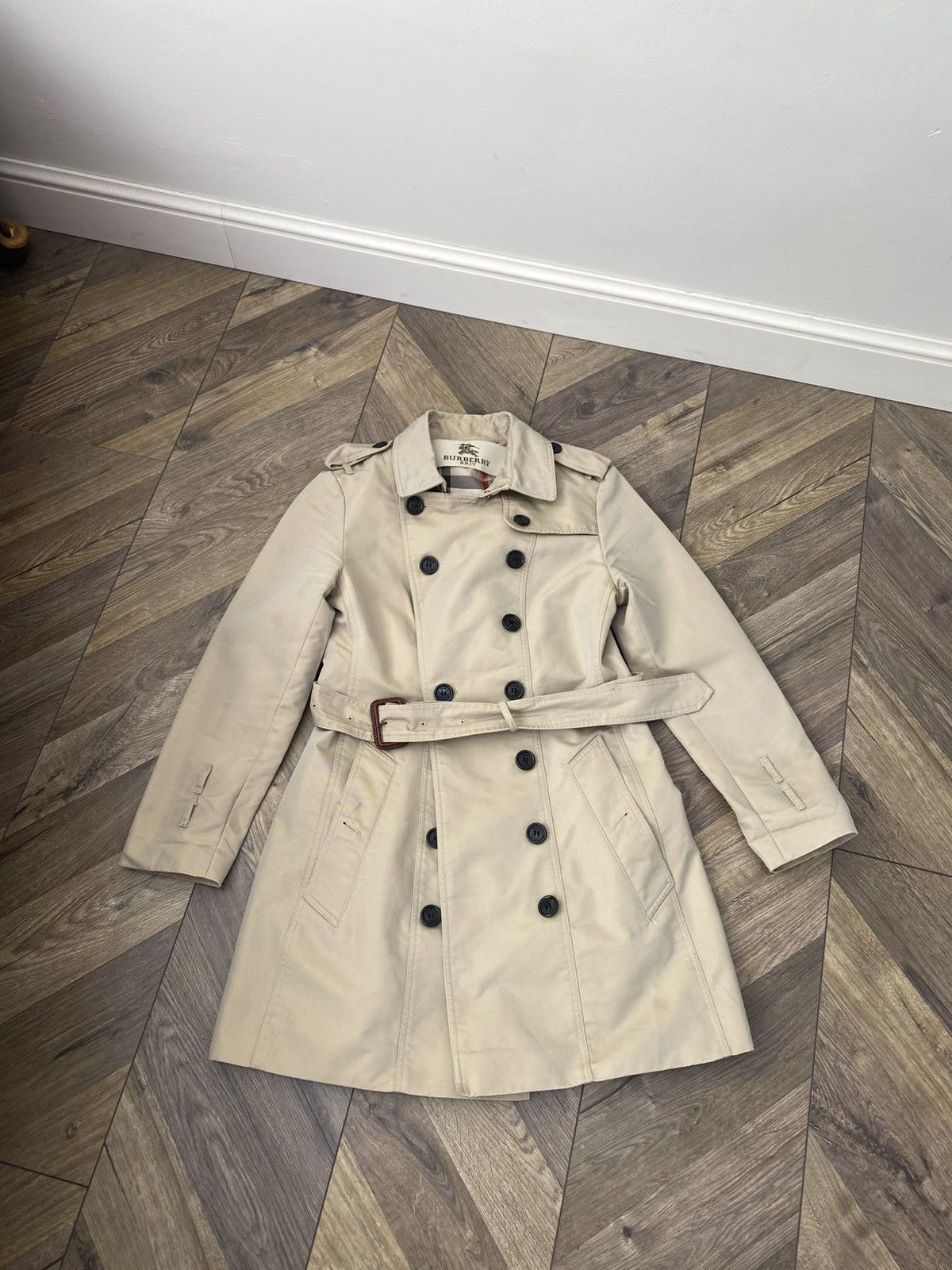 ジャケット・アウター Special Vintage Burberry coat for Women burberry trench coat women 8 | eBay
