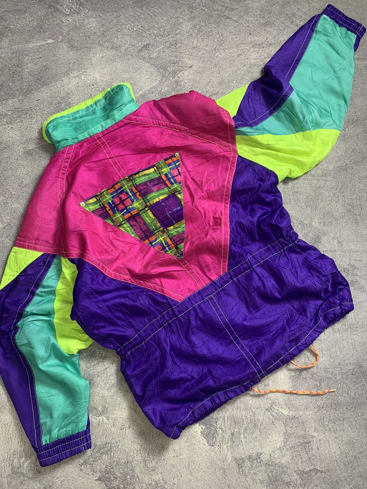 Japanese Brand Rare Multicolor 'Mistral Spirit' Ski Jacket Size US L / EU 52-54 / 3 - 3 Thumbnail