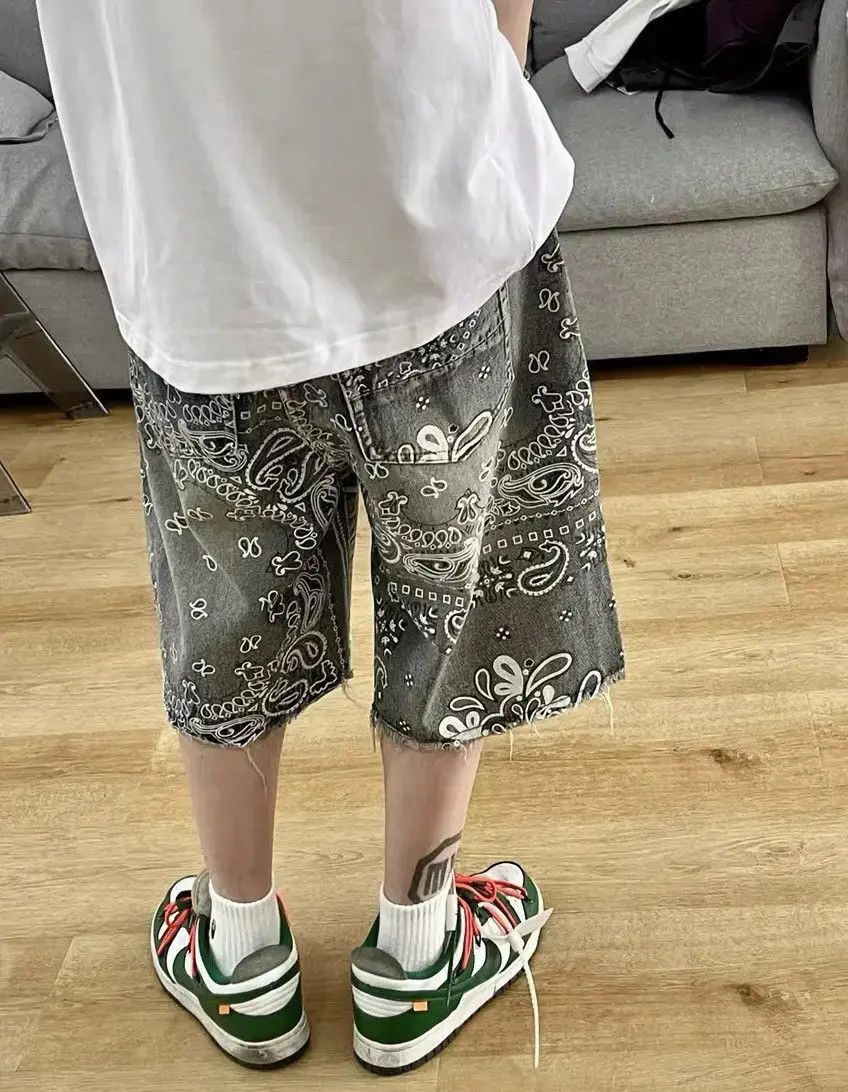 Japanese Brand × Jean Streetwear Print Raw Edge Cargo Hip Hop Shorts Size US 34 / EU 50 - 6 Thumbnail