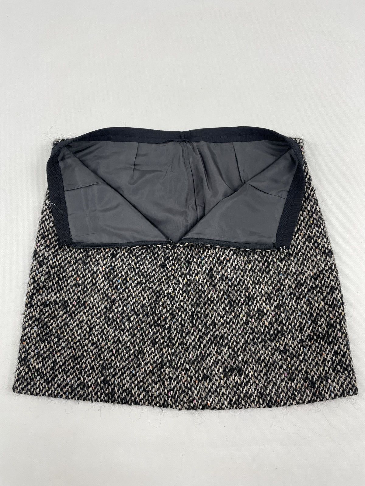 Japanese Brand × Tomorrowland Rare Japan Collection Wool Tweed Side Zipper Mini Straight Skirt Size 26" / US 2 / IT 38 - 9 Thumbnail