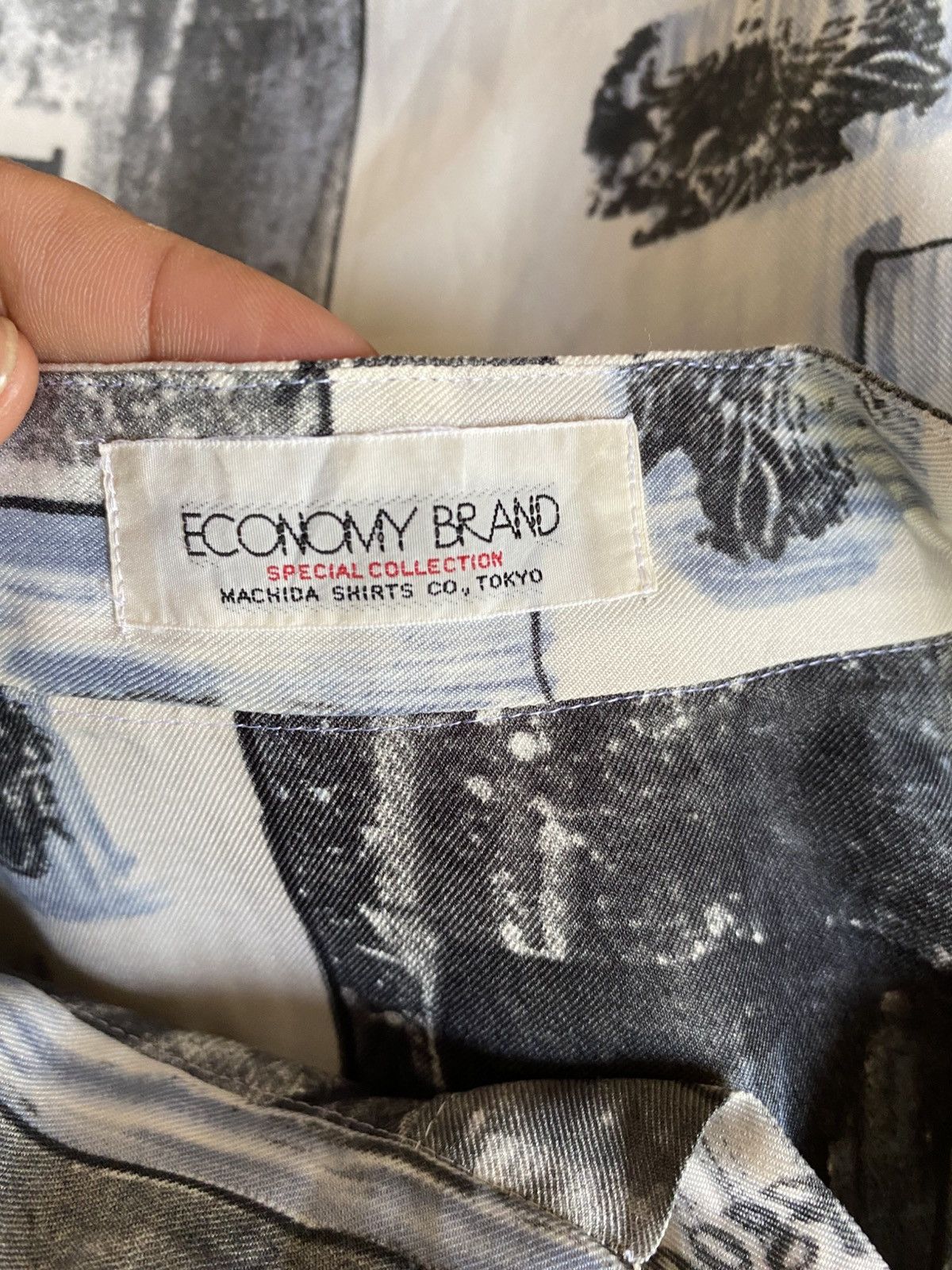 Designer × Japanese Brand ECONOMY BRAND Abstract Print Mandarin Shirt Size US M / EU 48-50 / 2 - 5 Thumbnail