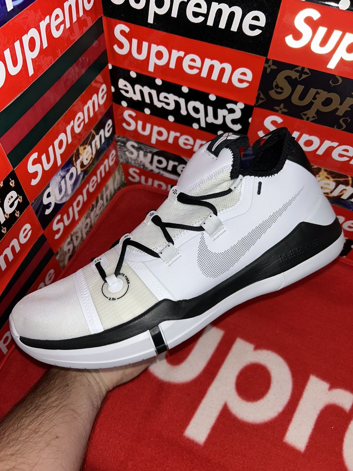 Nike Nike Kobe A.D. Exodus TB ‘White Black’ AT3874-101 size 13.5 Size US 13 / EU 46 - 6 Thumbnail