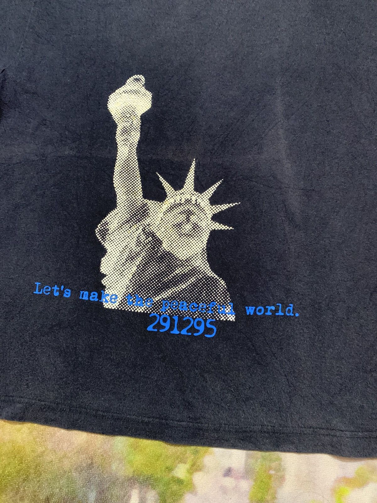 Beauty Beast Vintage 291295 Homme Liberty Peaceful World Tshirt Size US M / EU 48-50 / 2 - 3 Thumbnail